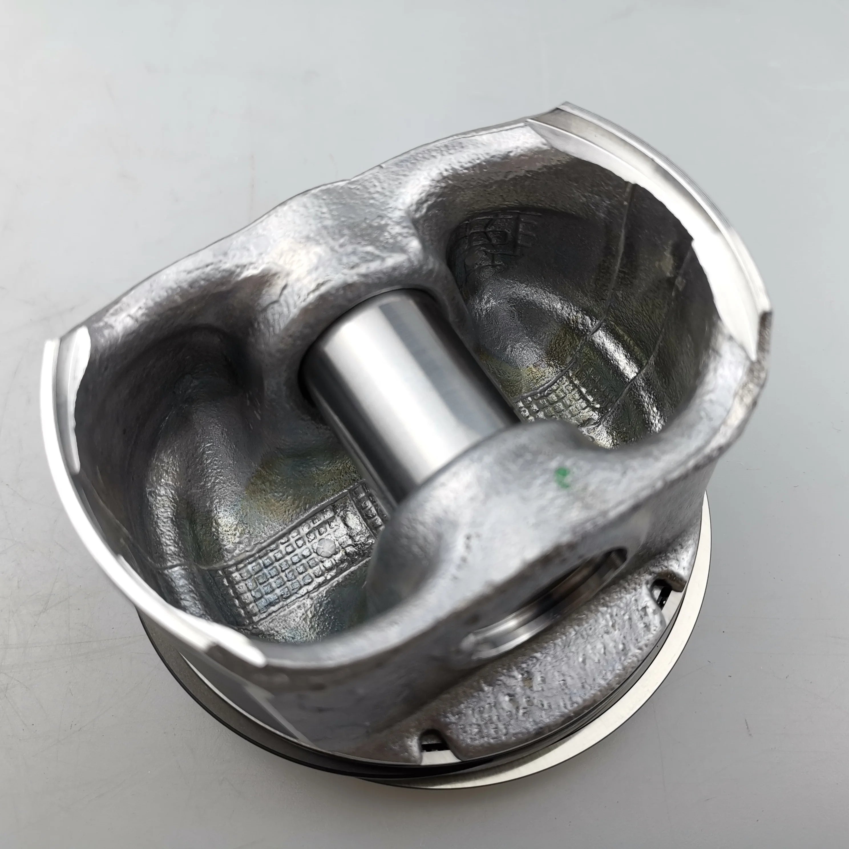 SAIC MAXUS G10 2.0T Original Piston Assembly 10101875