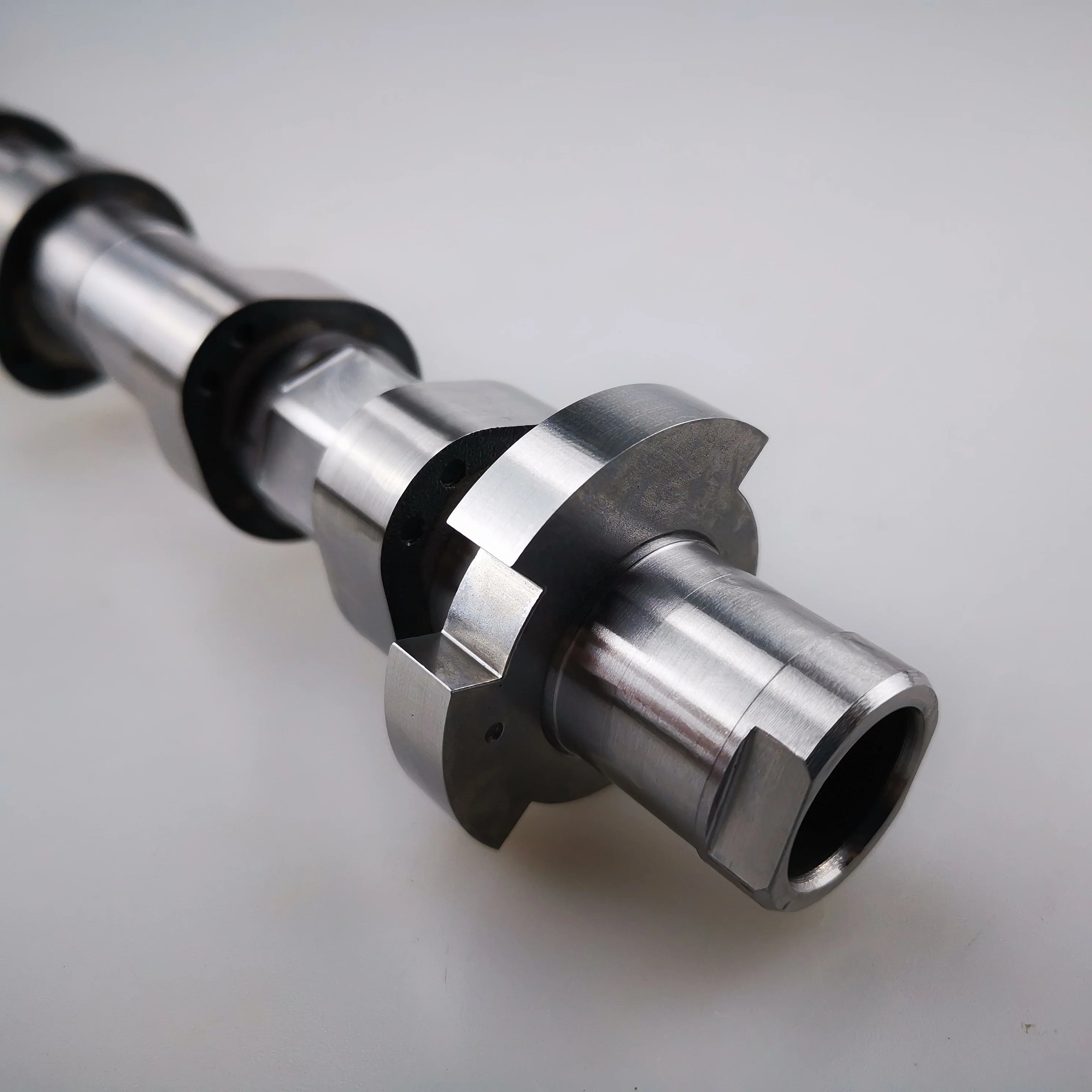 SAIC MAXUS T60 V80  G10 2.0T Diesel Engine Exhaust Camshaft C00071771 C00345777