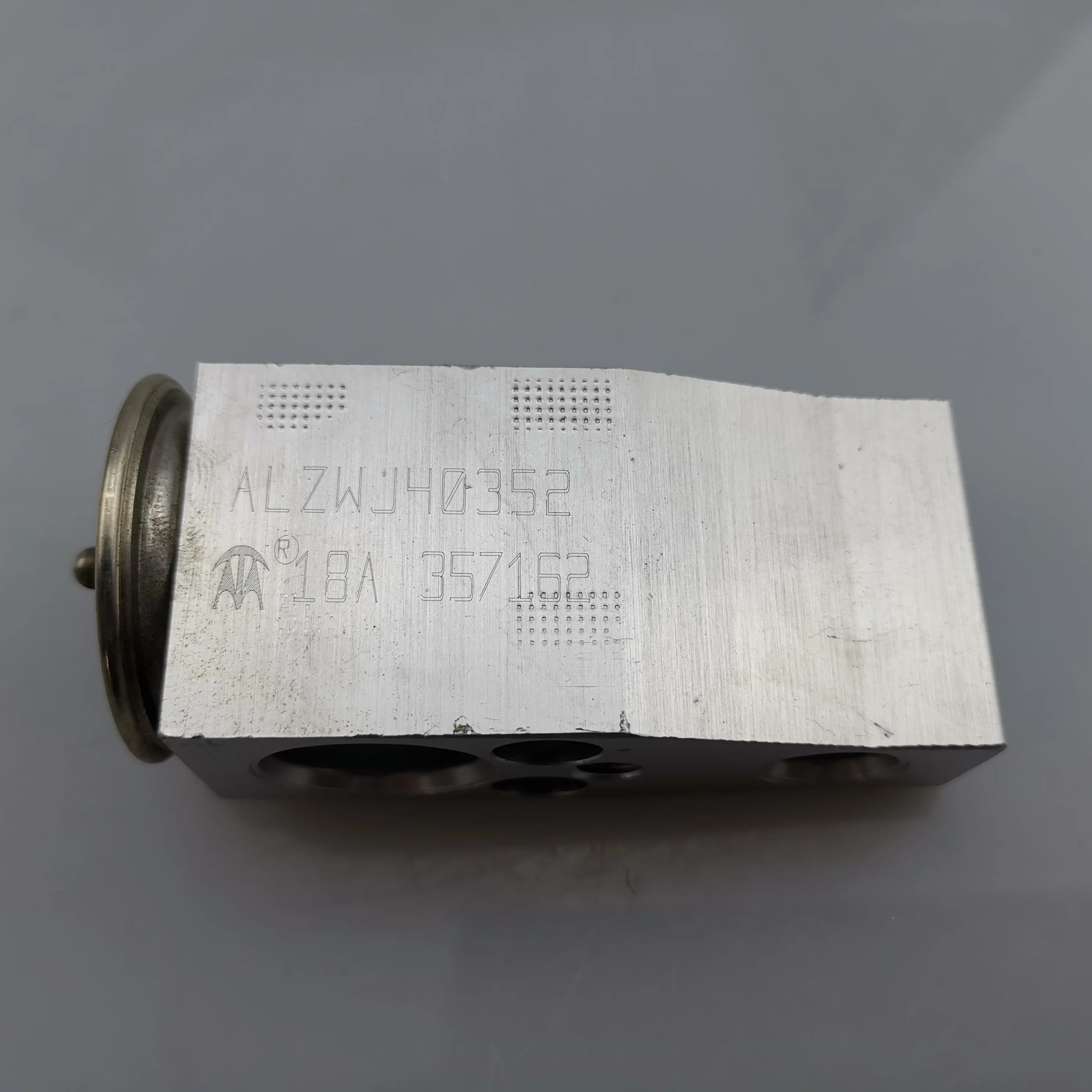 SAIC MAXUS G10 Original Air Conditioning System Expansion Valve C00027256 C00074200
