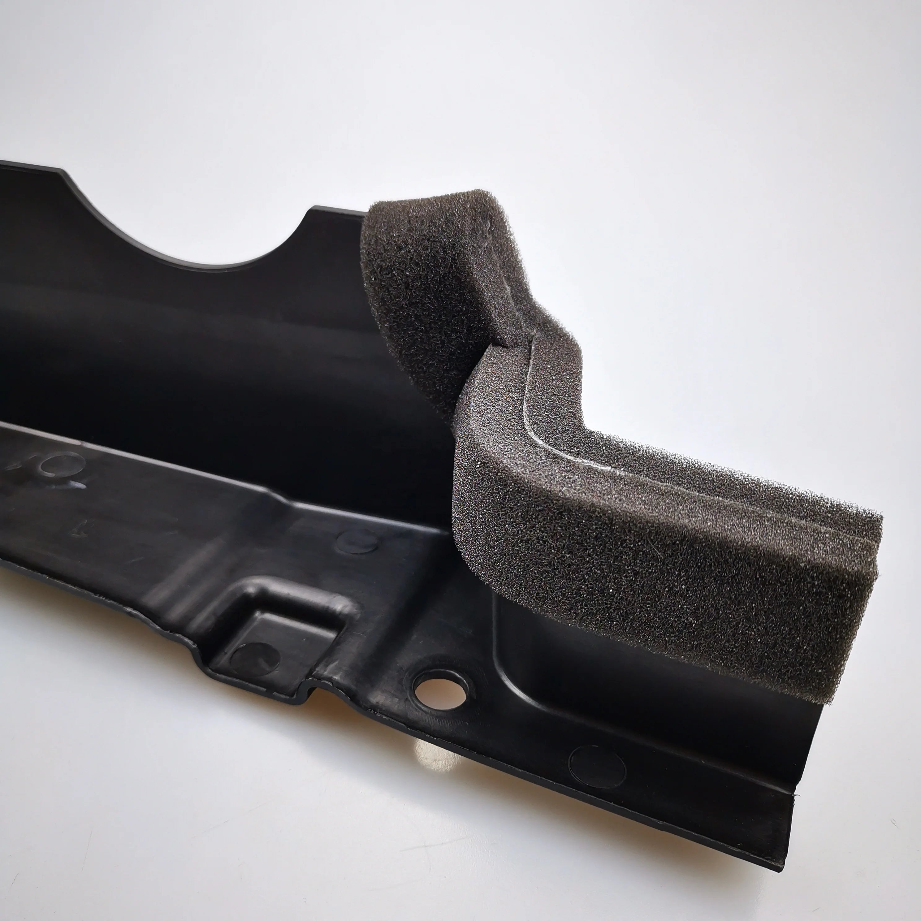 SAIC MAXUS T60 Original Fender Insulation Board C00064184