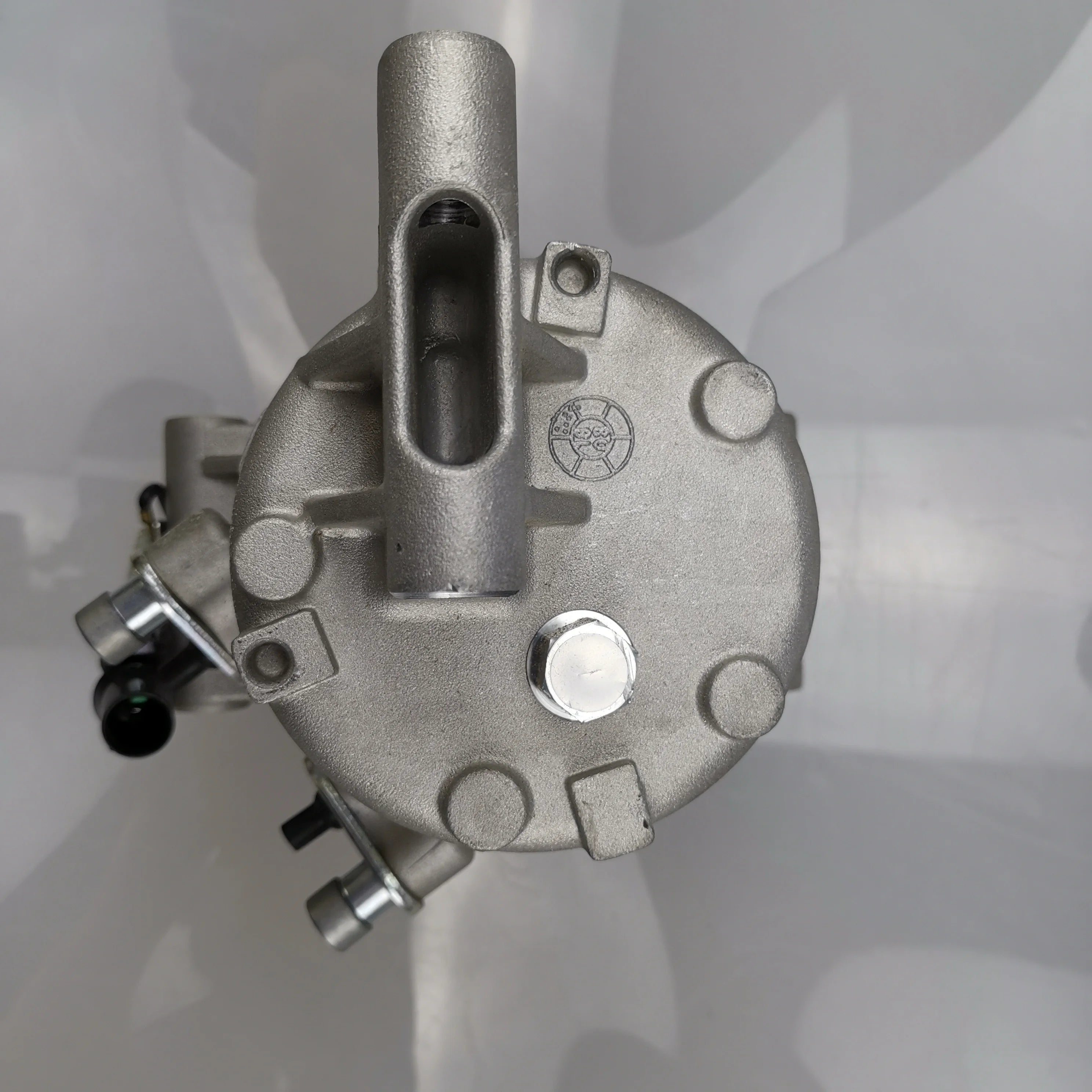 SAIC MAXUS T60 Original Air Conditioning Compressor SEBX13D C00049324
