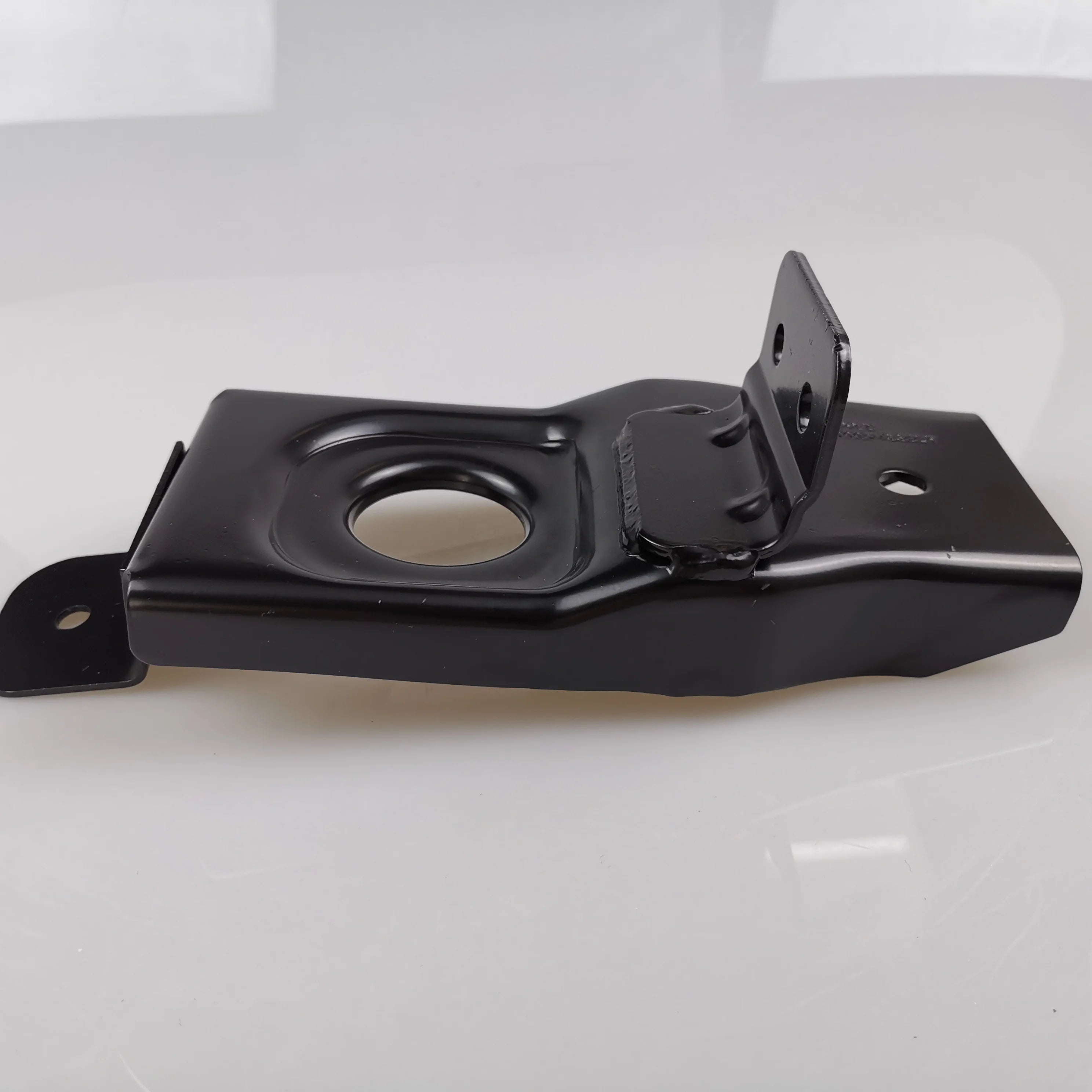 SAIC MAXUS T60 Radiator Lower Mounting Bracket C00067536 C00068380