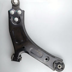 SAIC MAXUS G10 2.0T Front Control Arm Assembly C00017745 C00017746