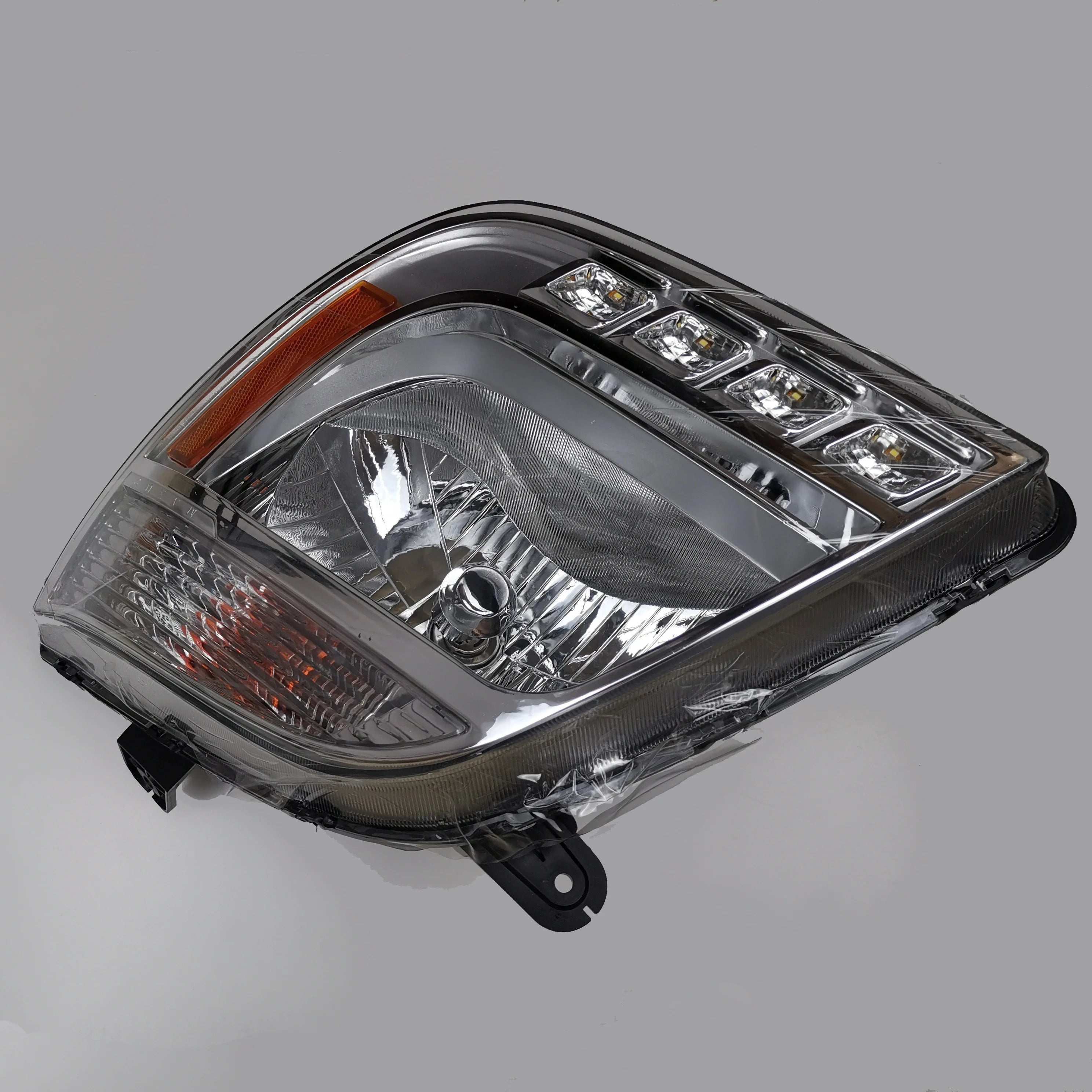 SAIC MAXUS V80 High Quality Headlight Assembly LH C00000001