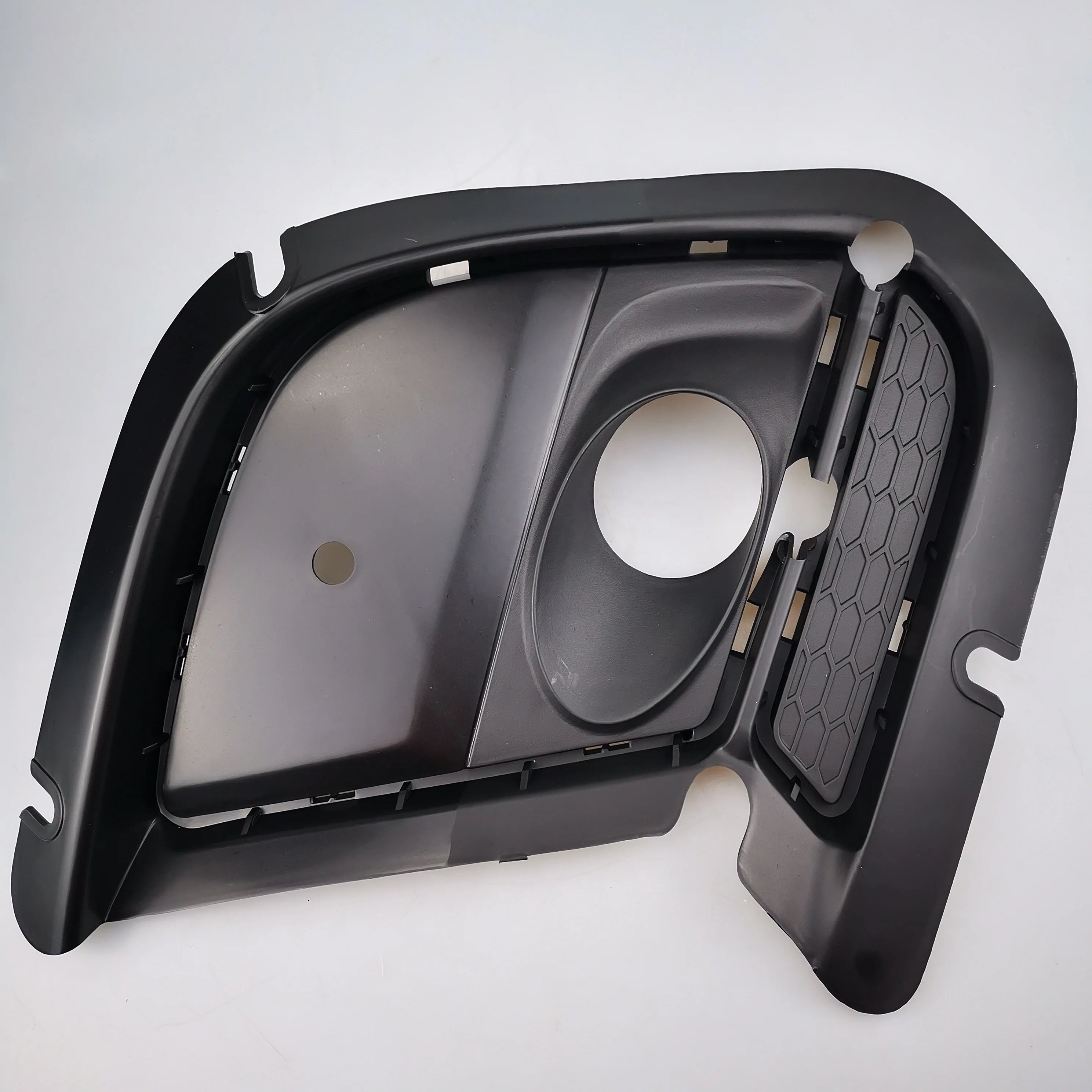 SAIC MAXUS G10 Front Fog Lamp Trim Panel C00140551 C00140552