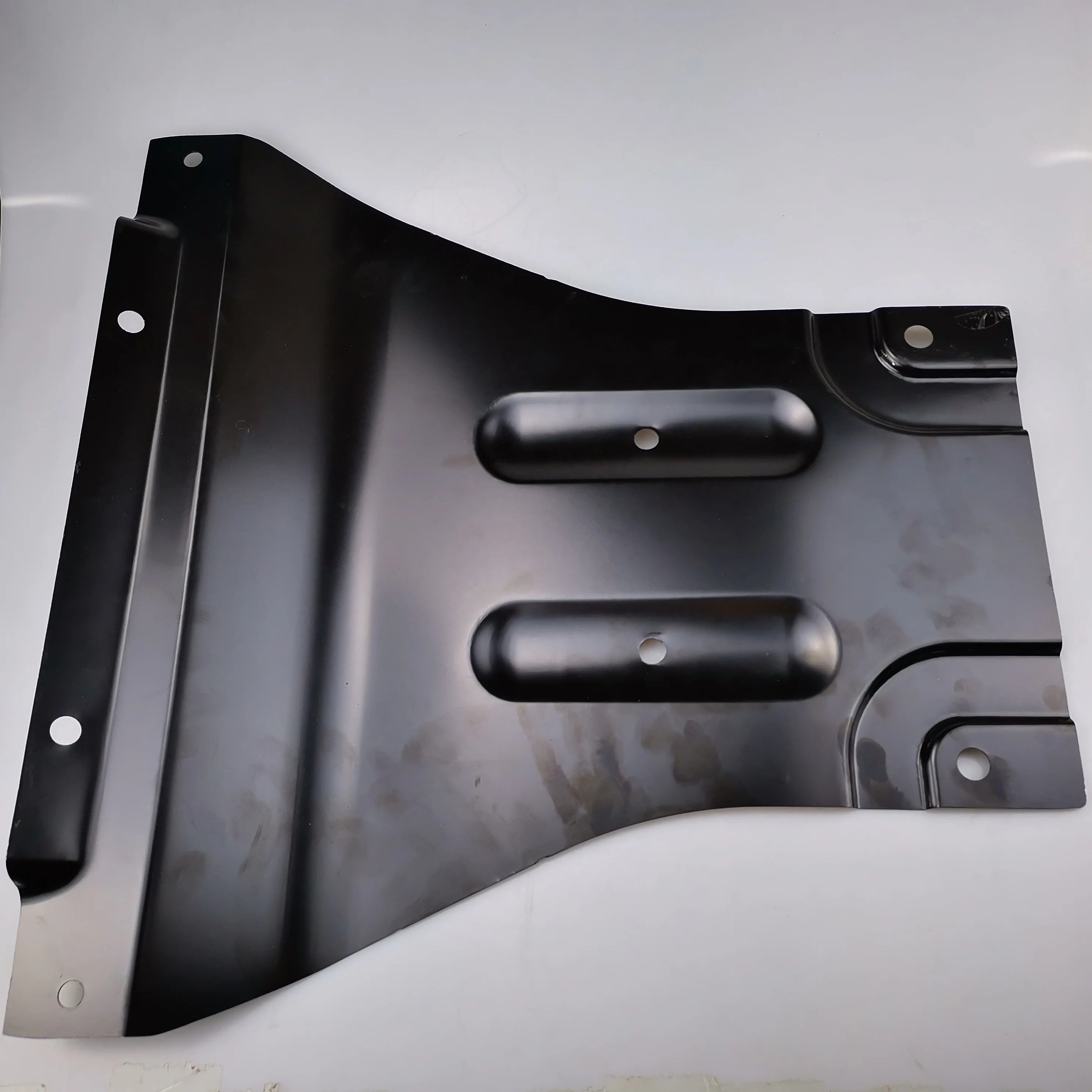 SAIC MAXUS T60 Original Condenser Guard C00083688
