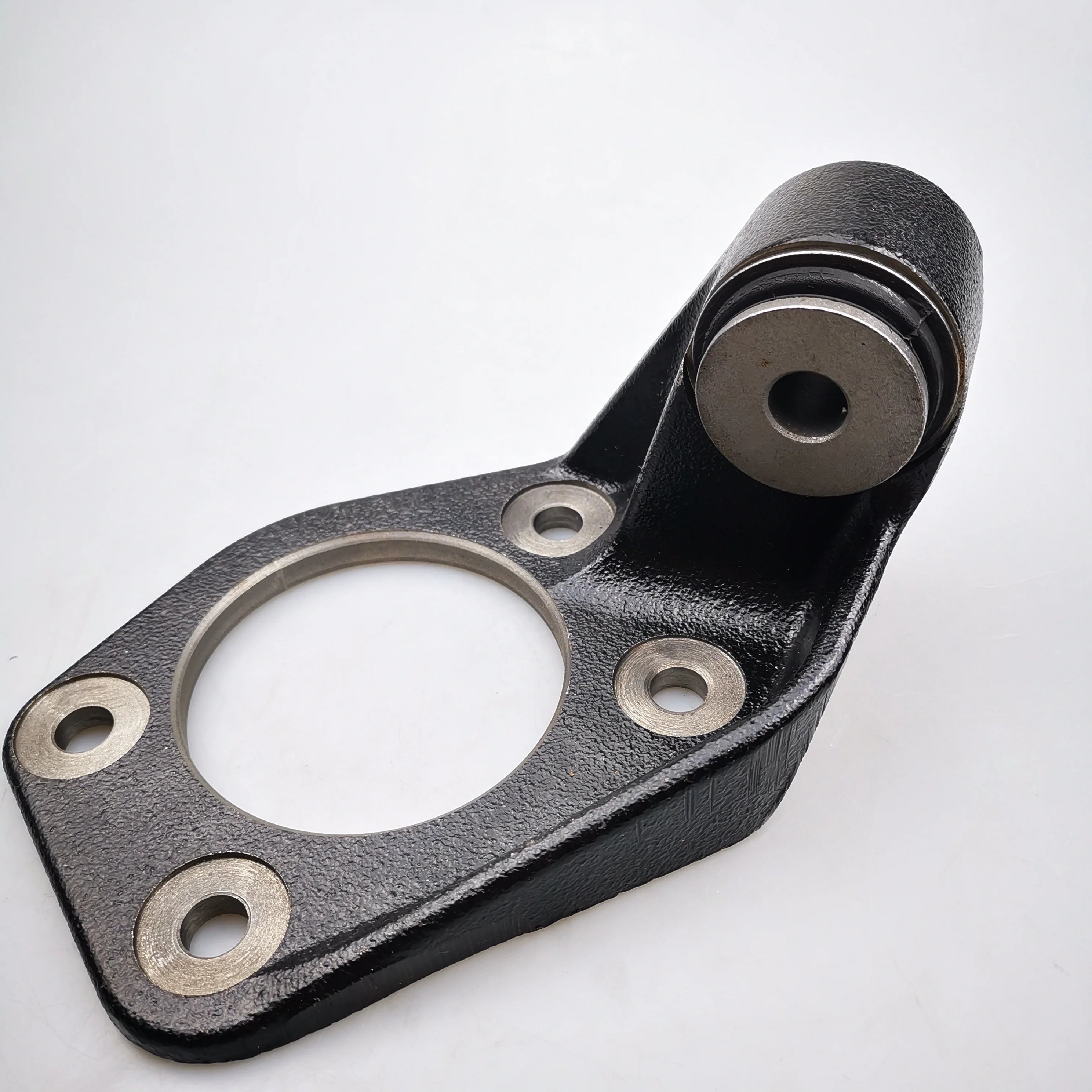 SAIC MAXUS T60 Original Front Axle Bracket C00089547 C00089548