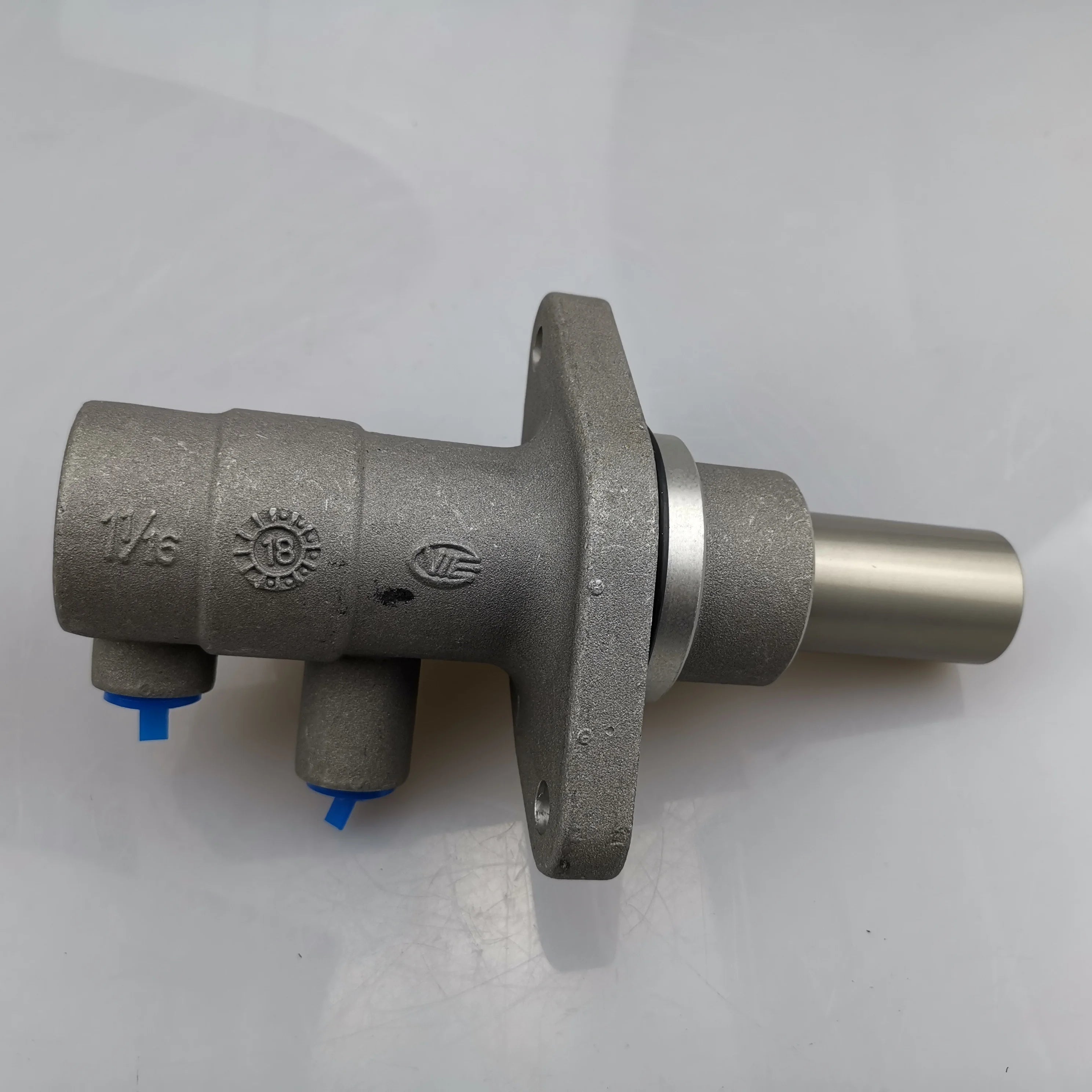 SAIC MAXUS V80 Brake Master Cylinder C00097469
