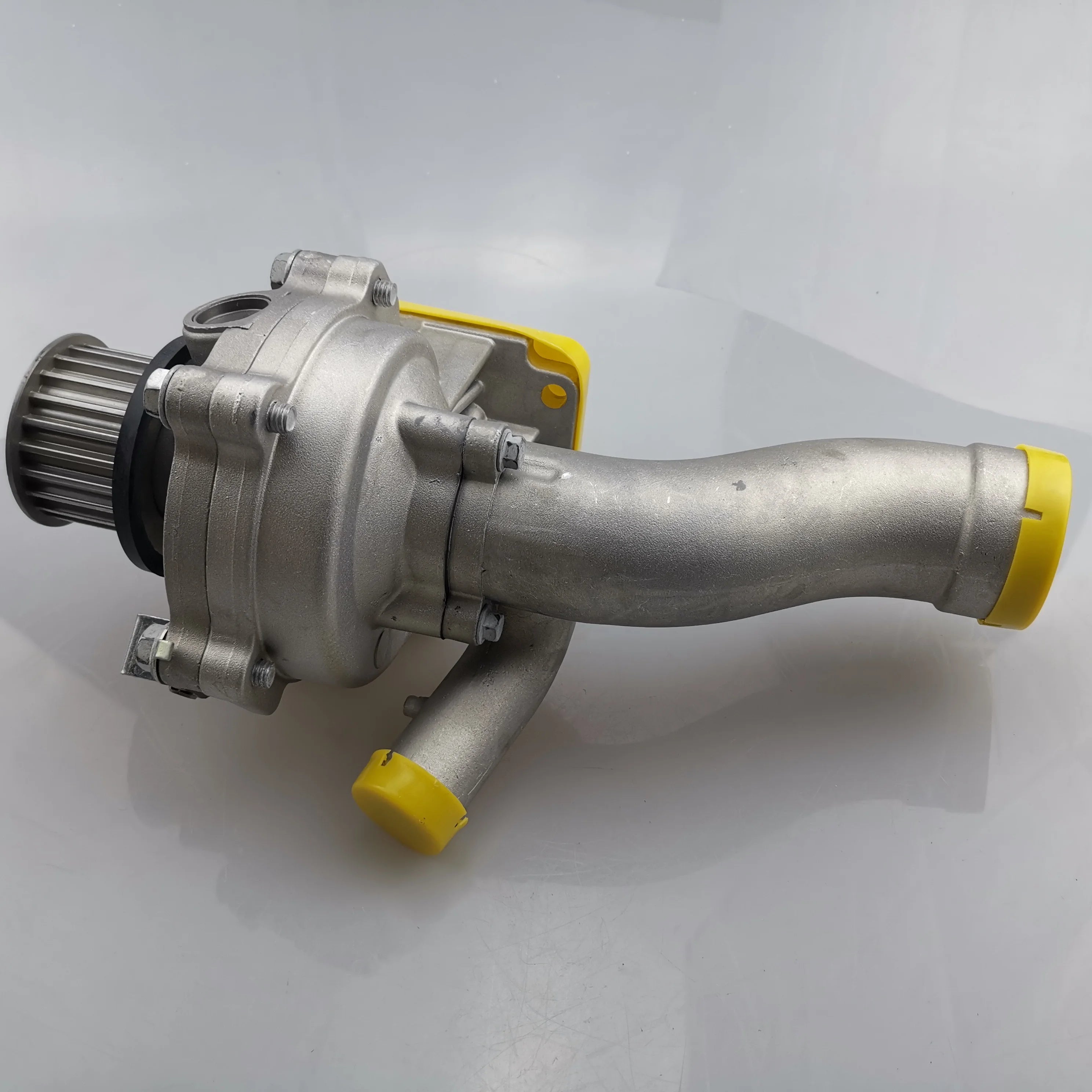 SAIC MAXUS V80 T60 Original Water Pump Assembly C00036515 C00014648