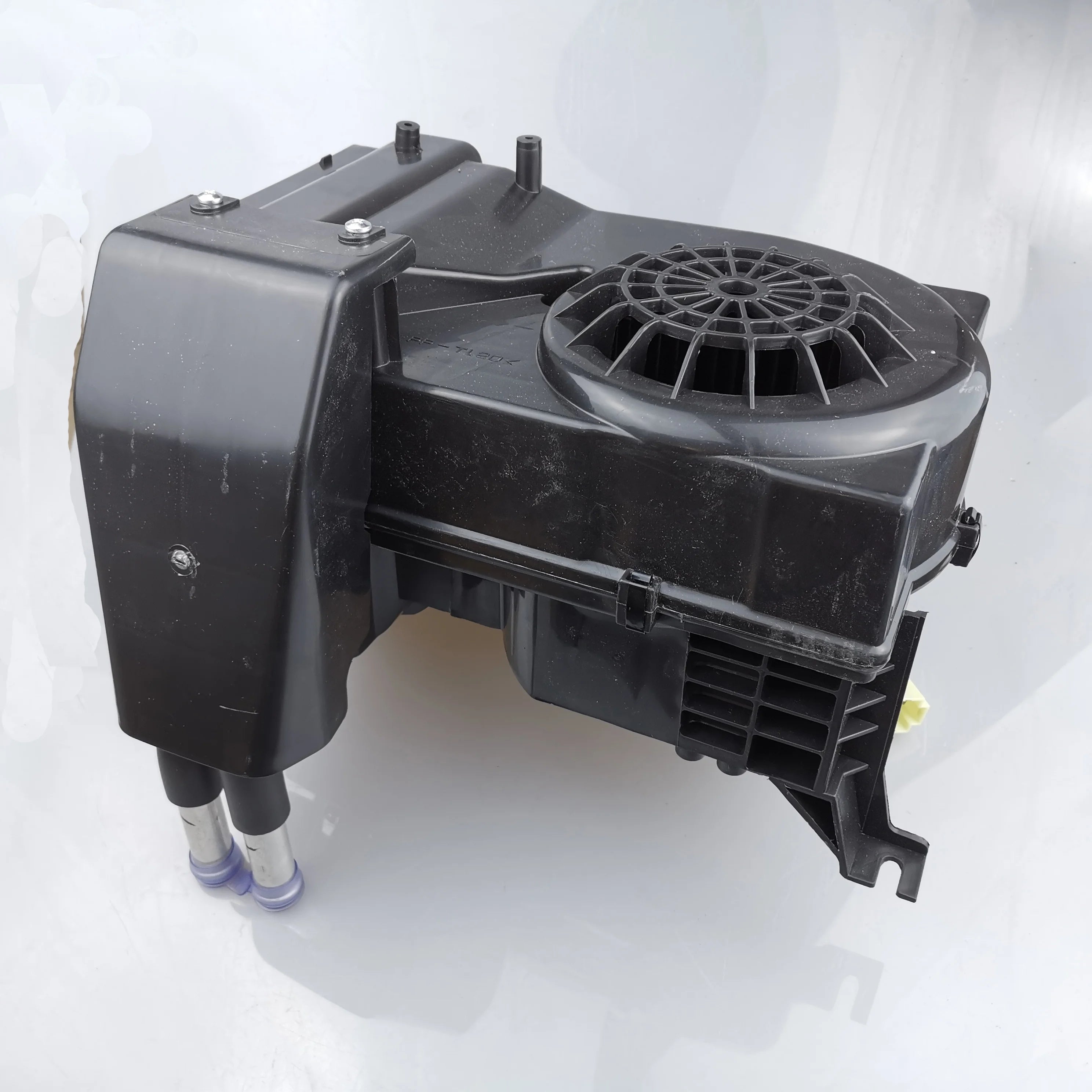 SAIC MAXUS V80 Rear Warm Braw Assembly C00000089