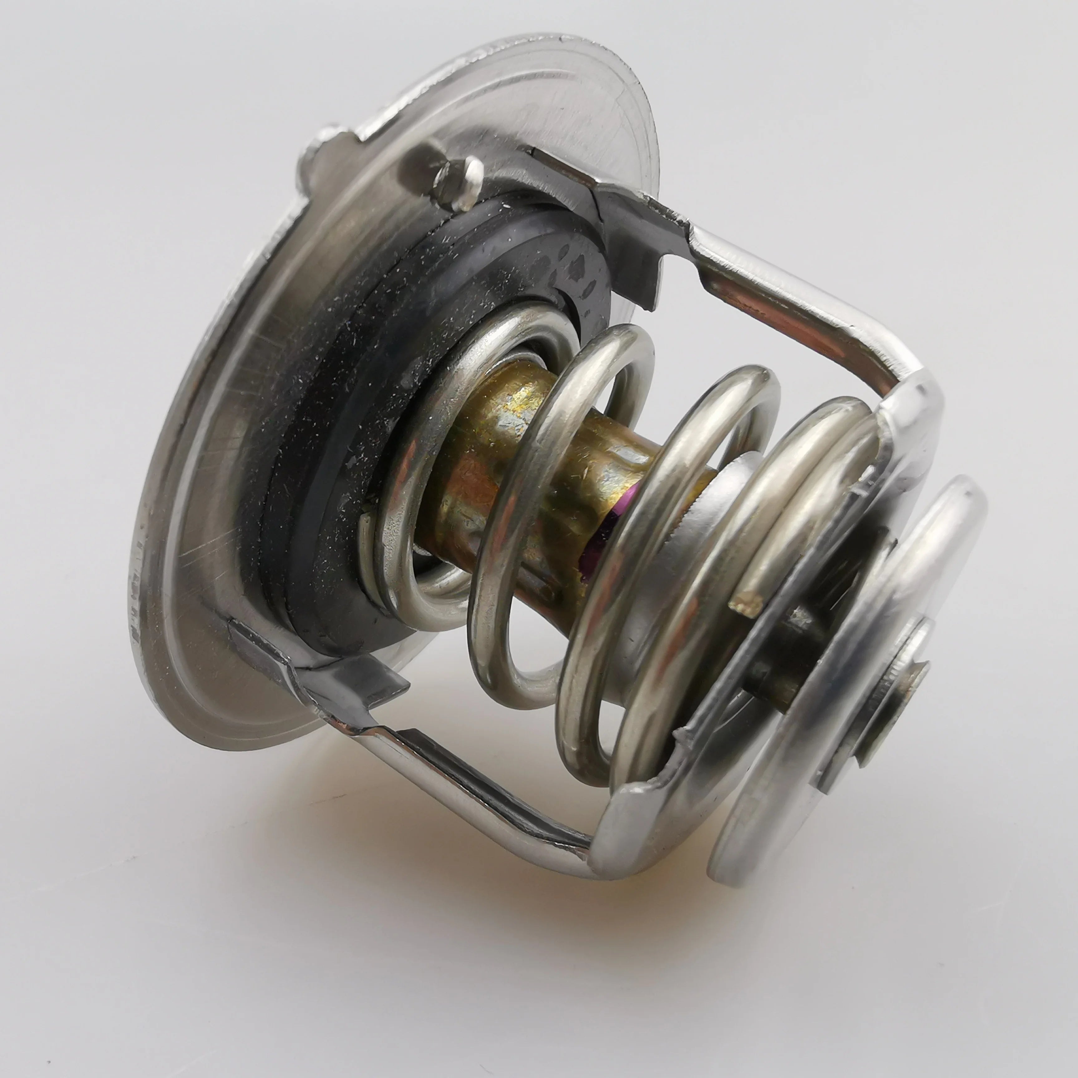 High Quality SAIC MAXUS G10 1.9T Thermostat 10061433