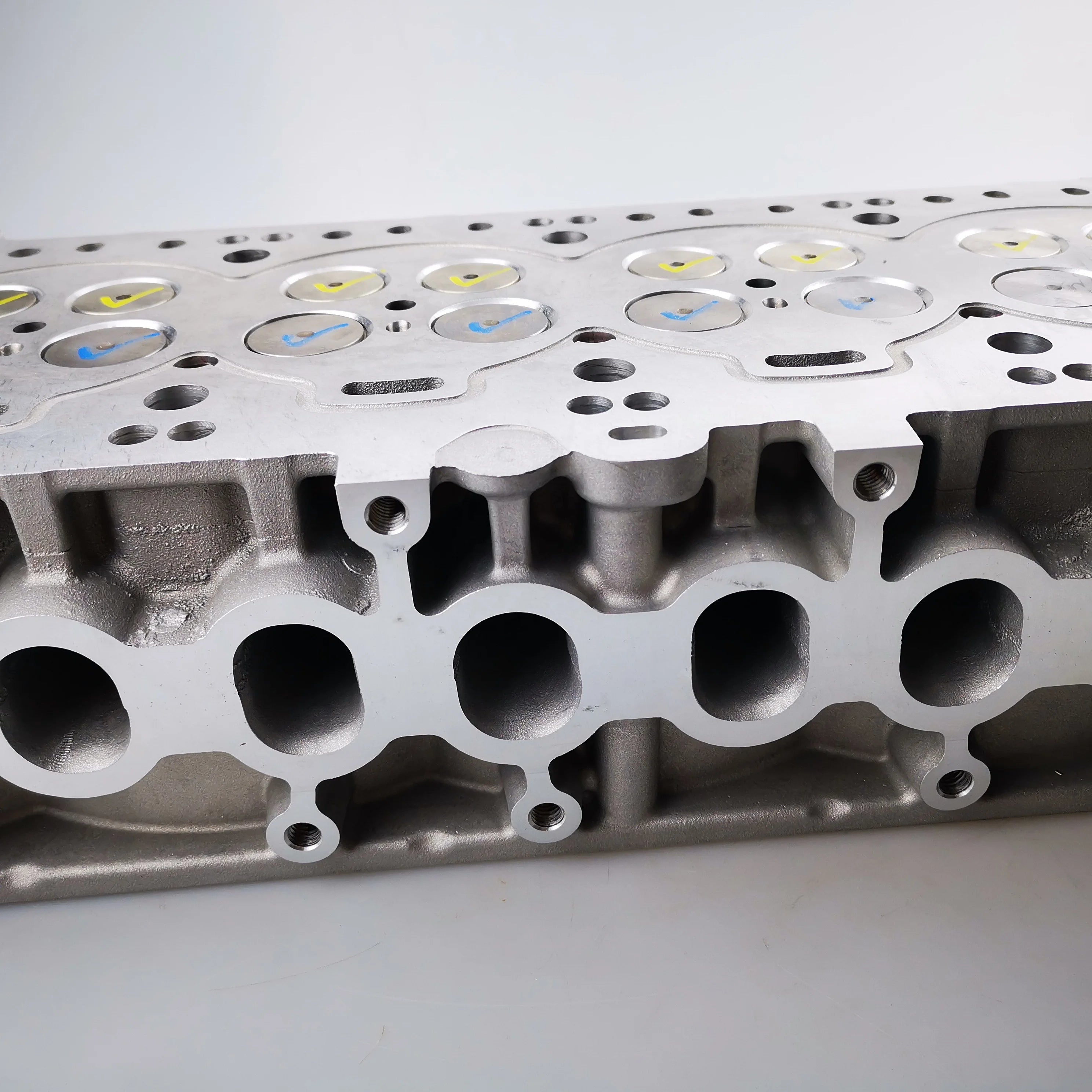 SAIC MAXUS T60 V80 D90 G10 Diesel 2.0T Original Cylinder Head Assembly C00072180 C00235628