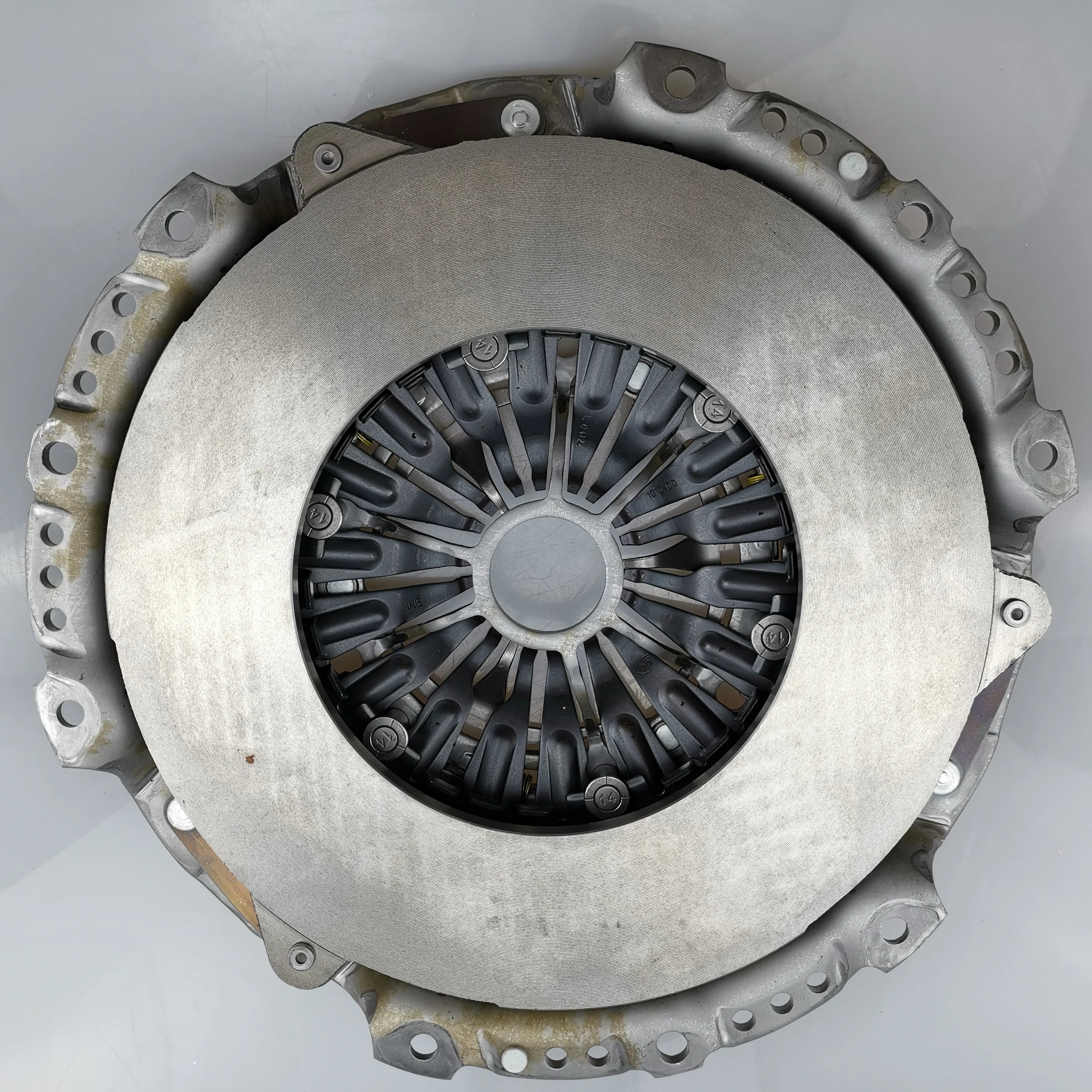 SAIC MAXUS T60 Original Diesel 2.8T 627306509 Clutch Cover C00061609 Clutch Plate C00061610