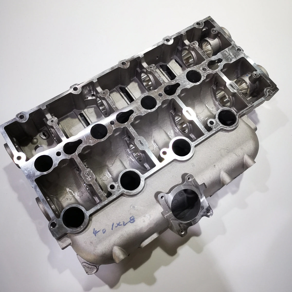 SAIC MAXUS V80 Original Valve Cover S00022832
