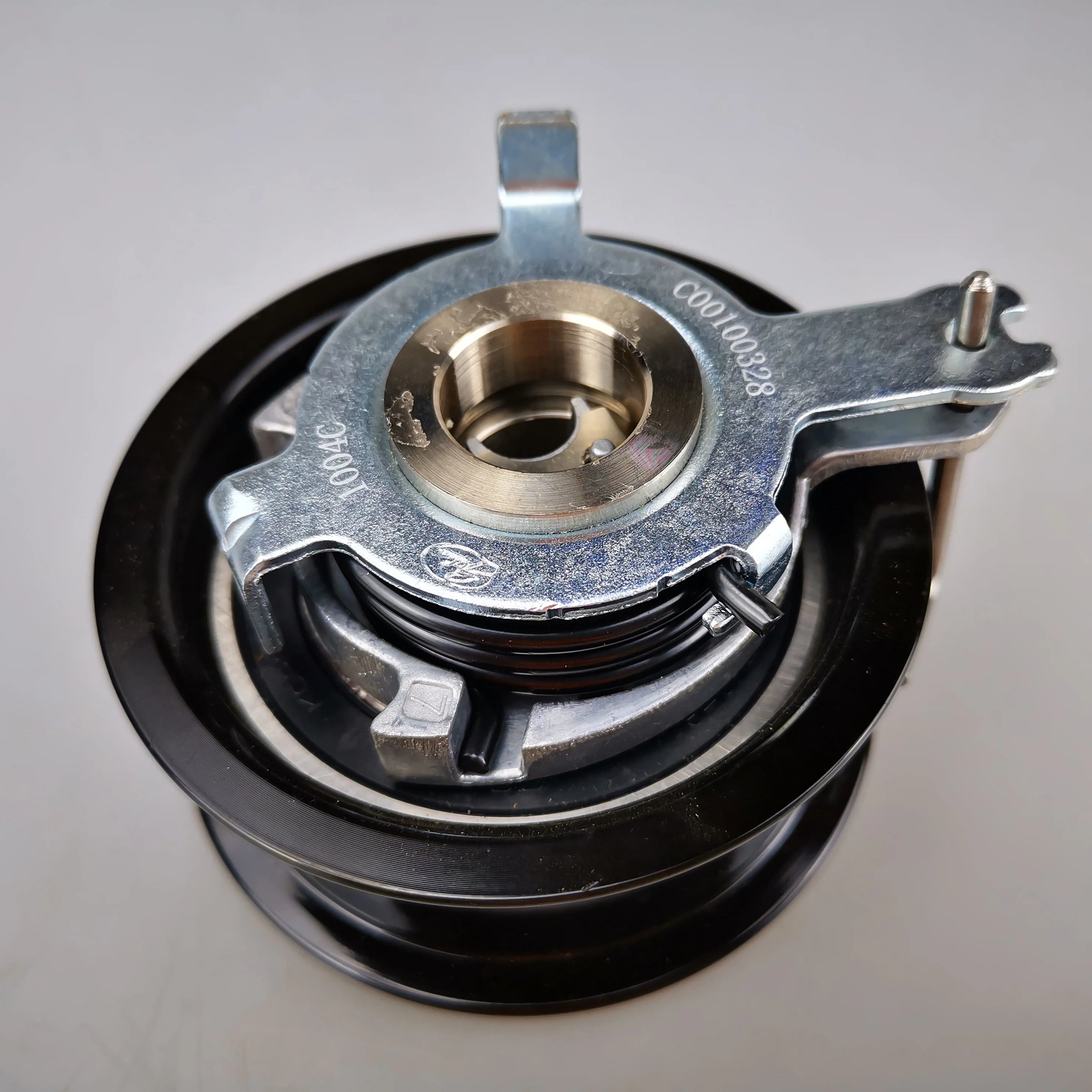 SAIC MAXUS G10 T60 V80 V90 Diesel 2.0T Original Timing Belt Tensioner C00349003 C00077424