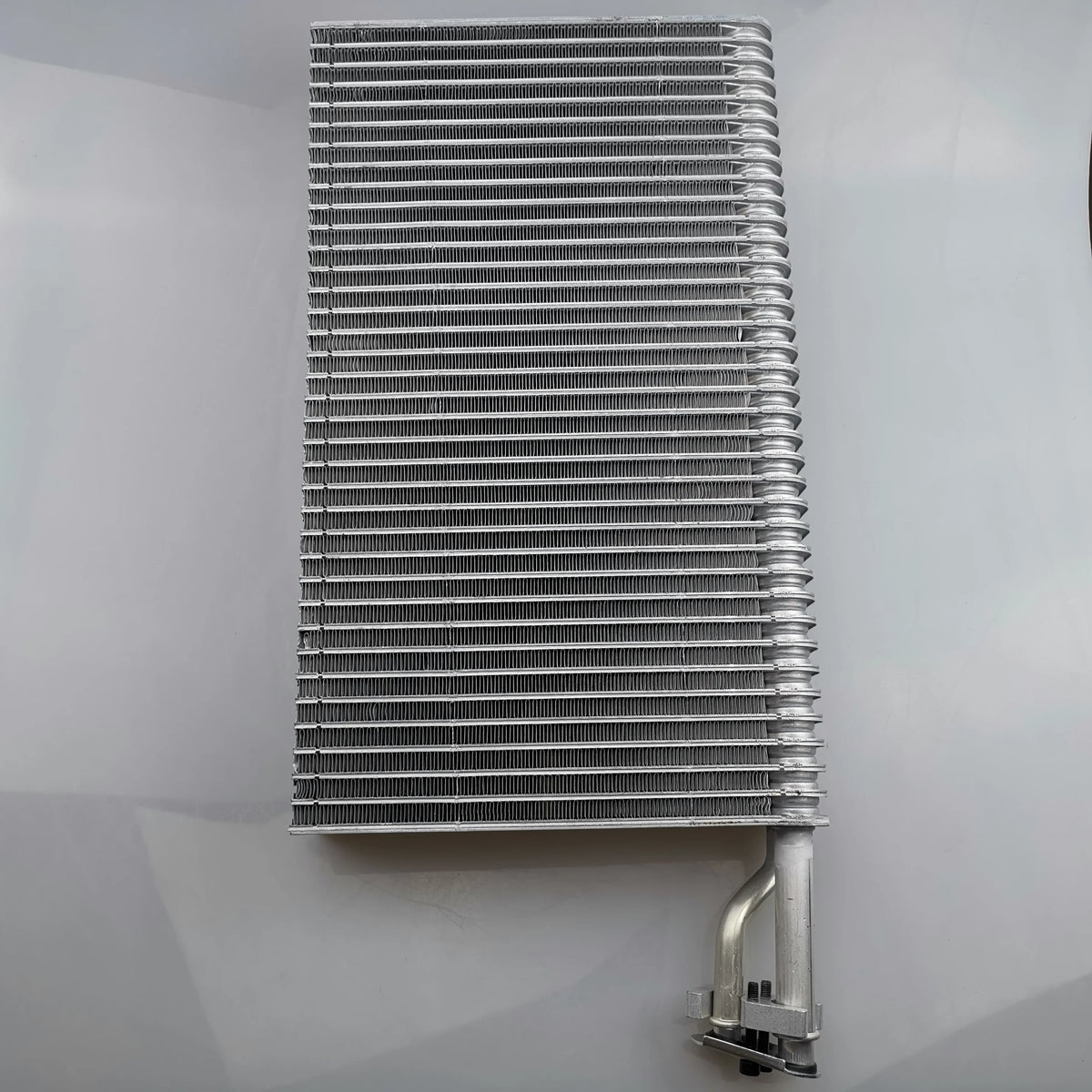 SAIC MAXUS V80 Original Evaporator Core and Accessories C00013630 C00224491
