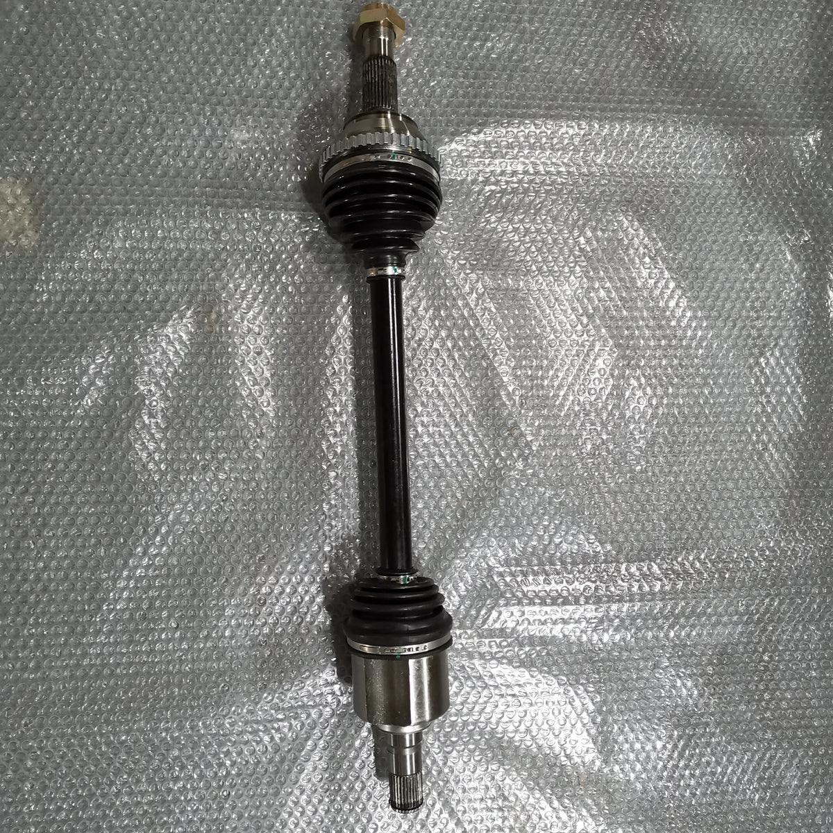 SAIC MAXUS V80 High Quality 5 Gear Front Drive Axle Shaft LH C00003028 C00057048