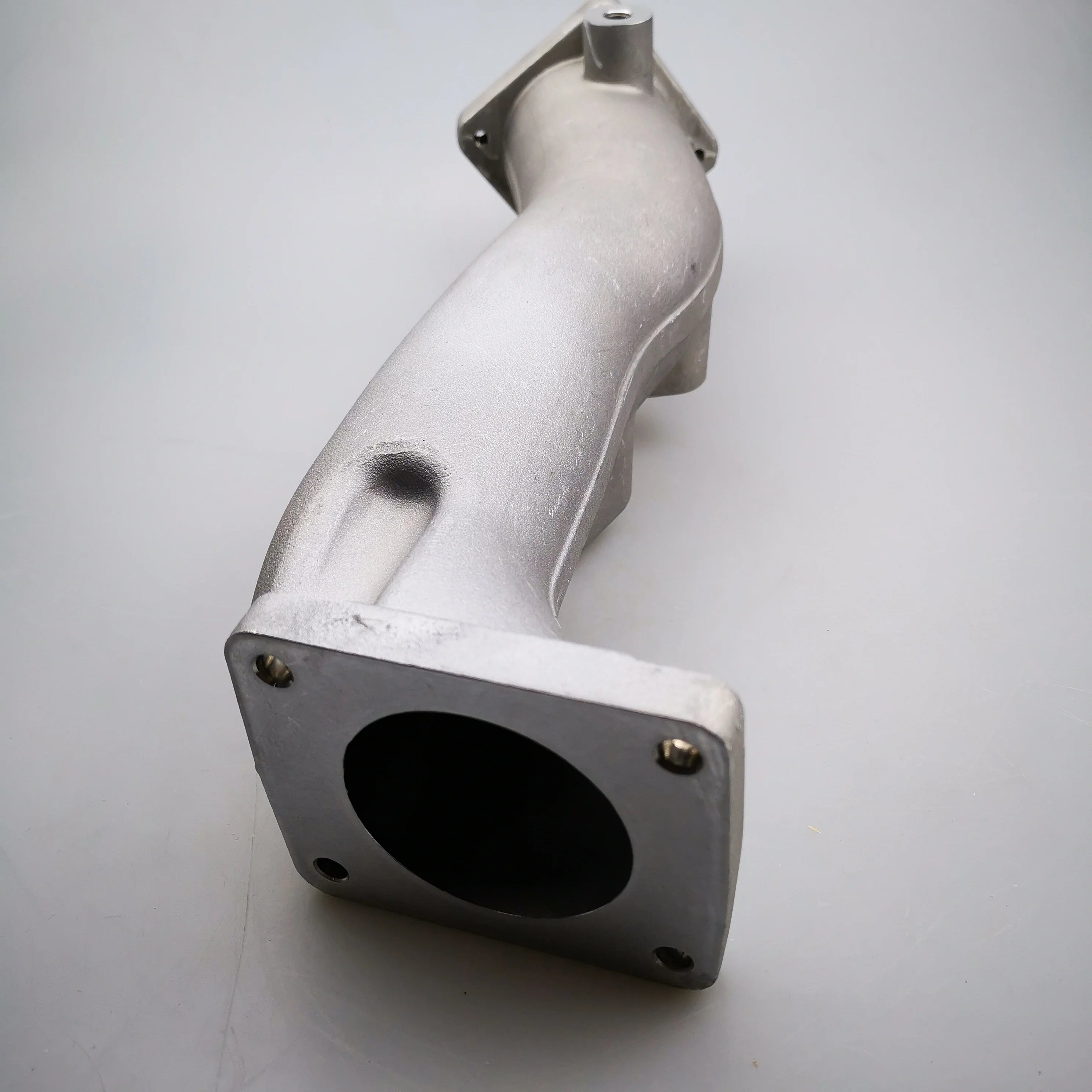 SAIC MAXUS V80 Original Engine Intake Elbow C00324020 C00046453