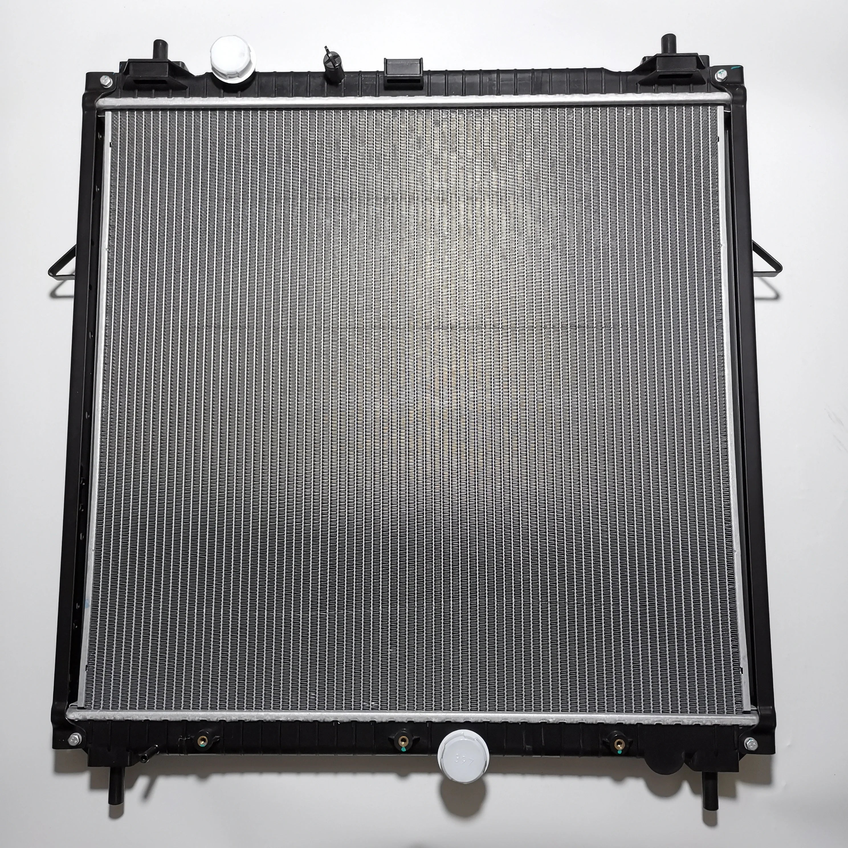SAIC MAXUS T60 Original Water tank Radiator C00047545 C00146725