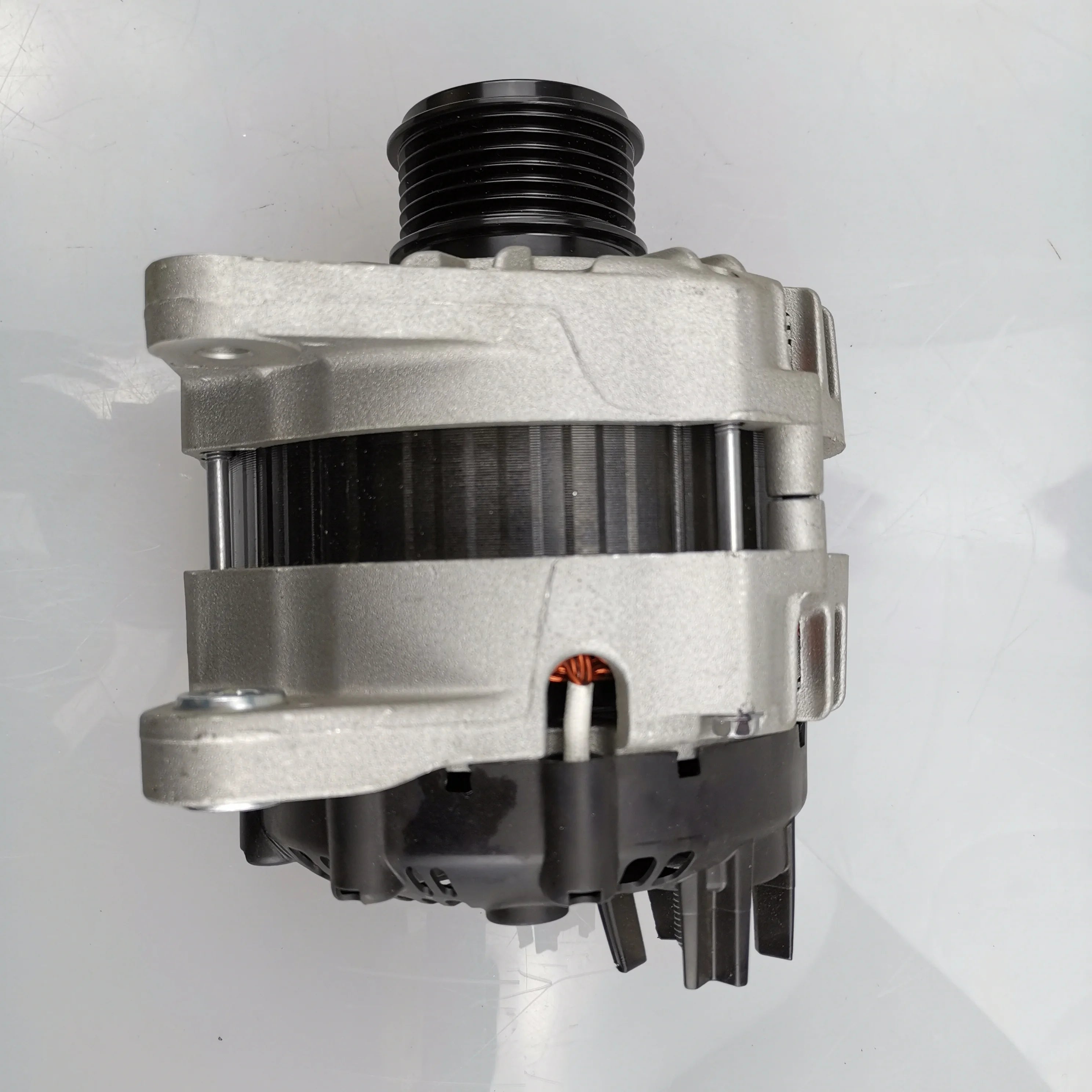 SAIC MAXUS V80 Original Electric Generator C00000618 C00033425