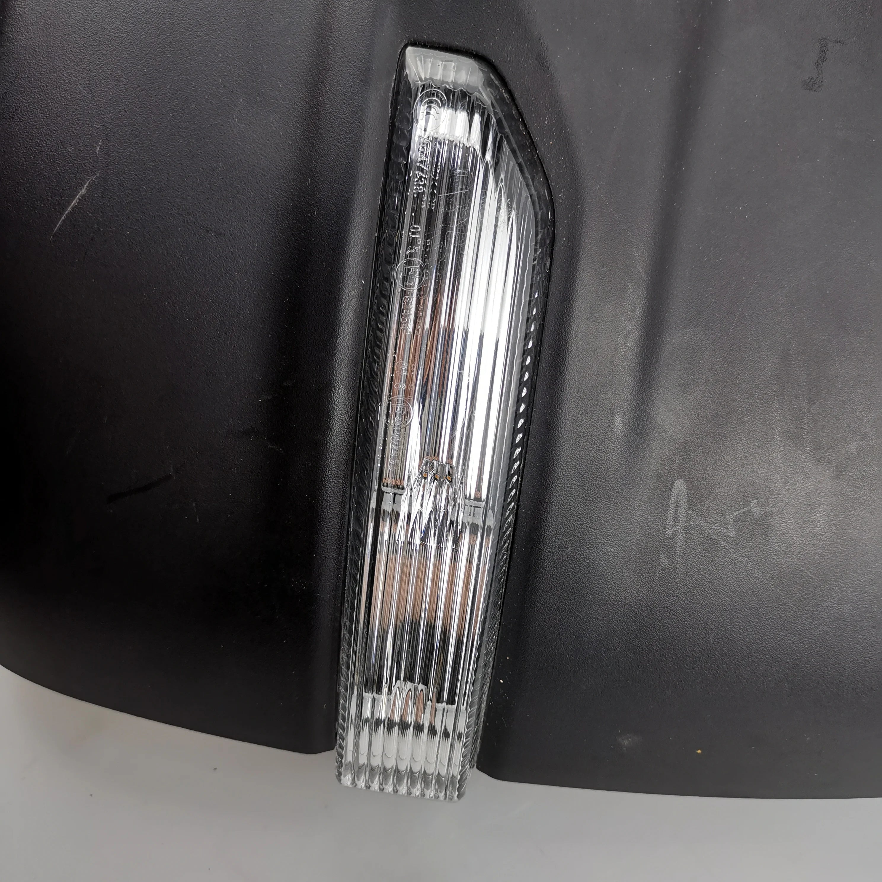 SAIC MAXUS V90 Original Electric Reversing Mirror C00111864 C00111865