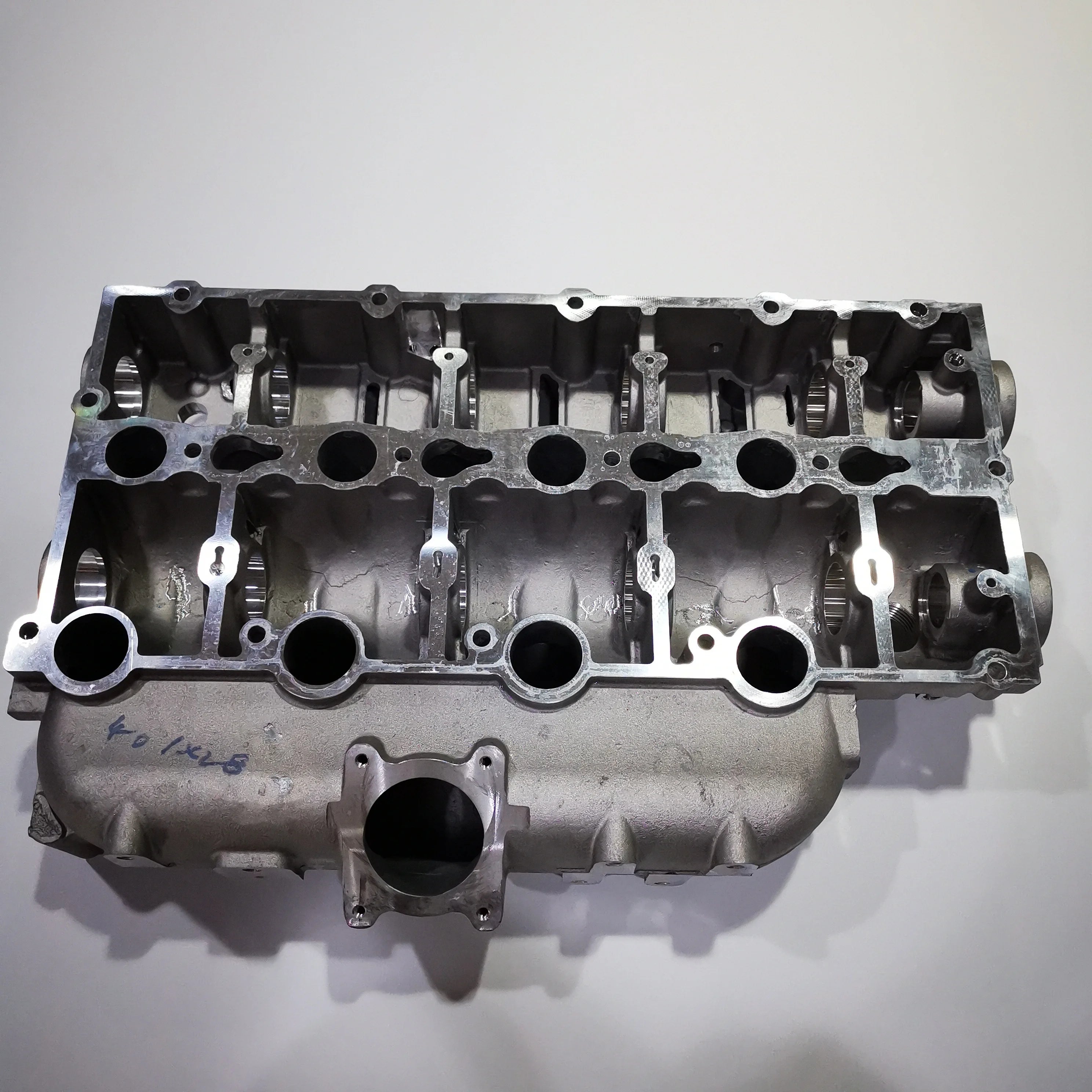SAIC MAXUS V80 Original Valve Cover S00022832