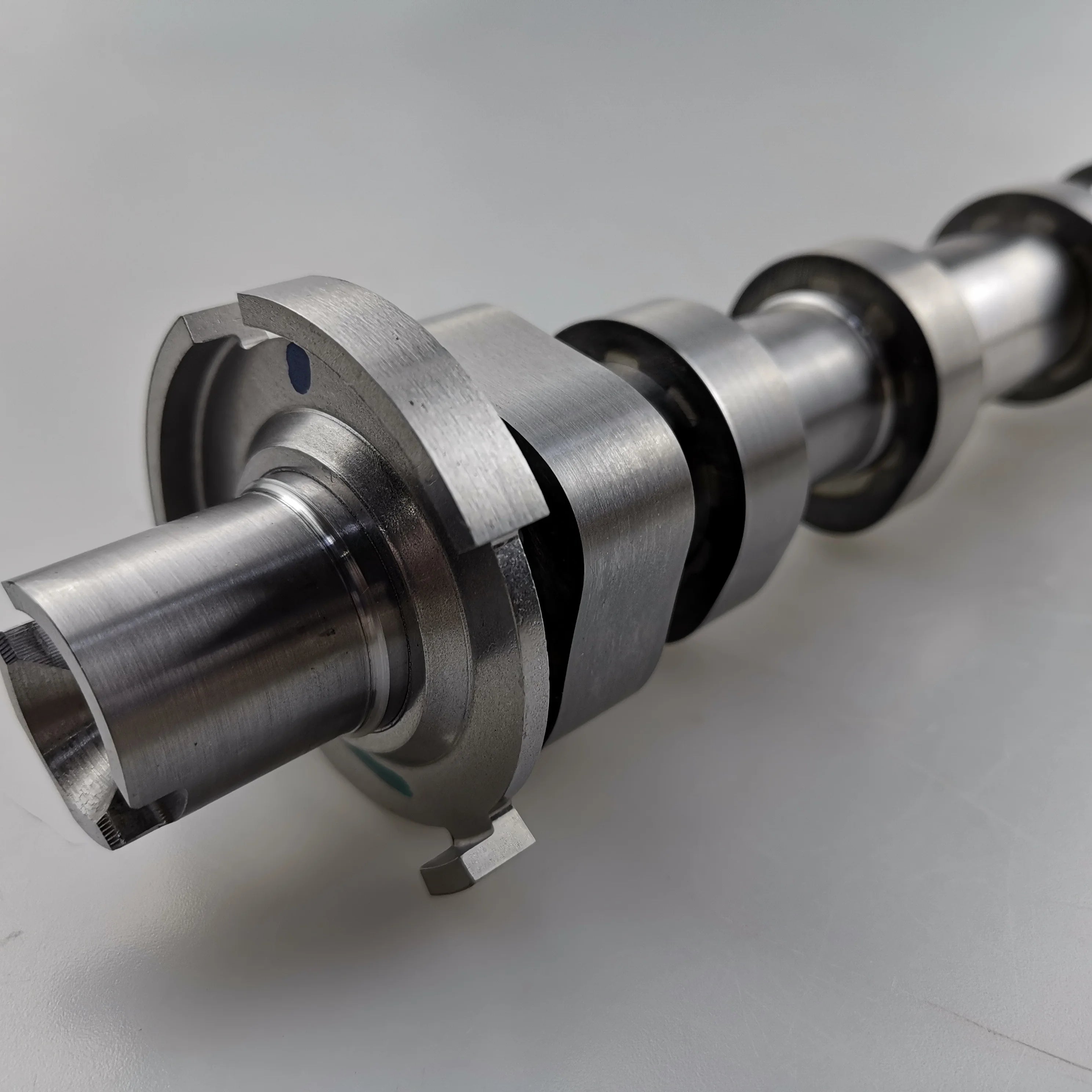 SAIC MAXUS G10 2.0T Original Intake Camshaft 30033243