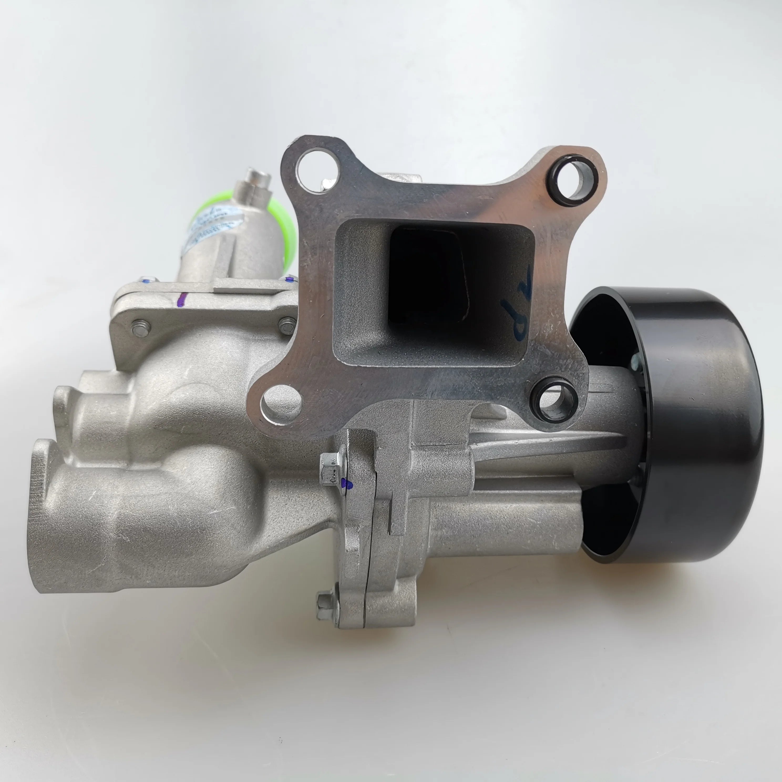 SAIC MAXUS G10 1.9T Engine Water Pump Assembly 10061430