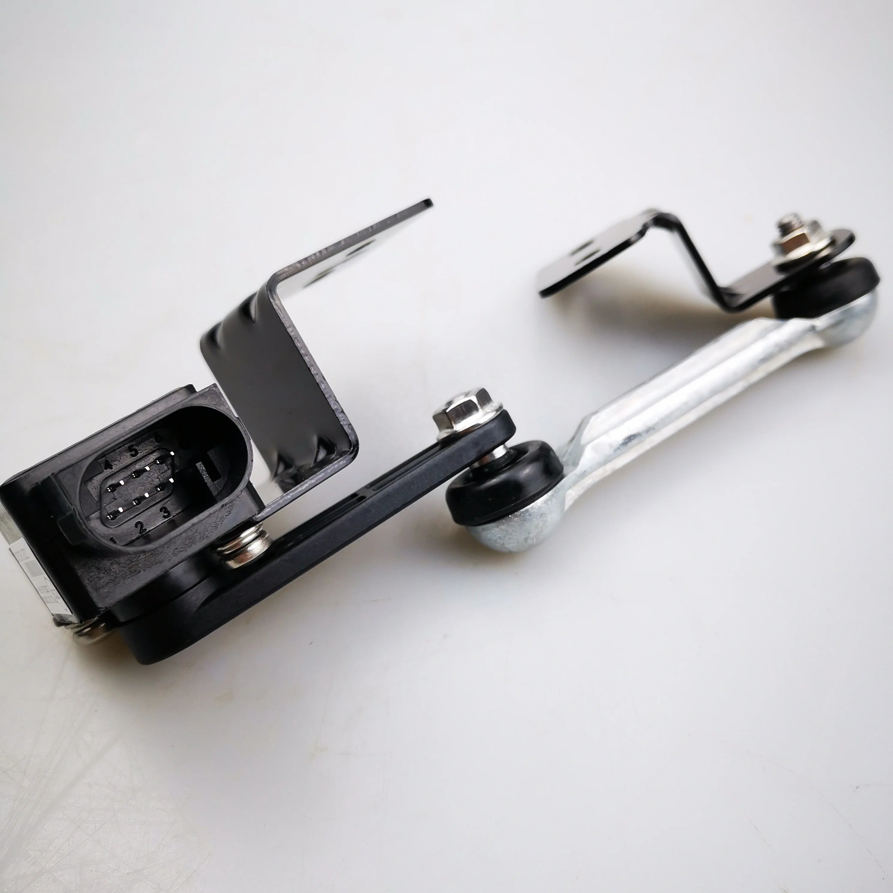 SAIC MAXUS D90 Original Height Sensor C00052355 C00067829