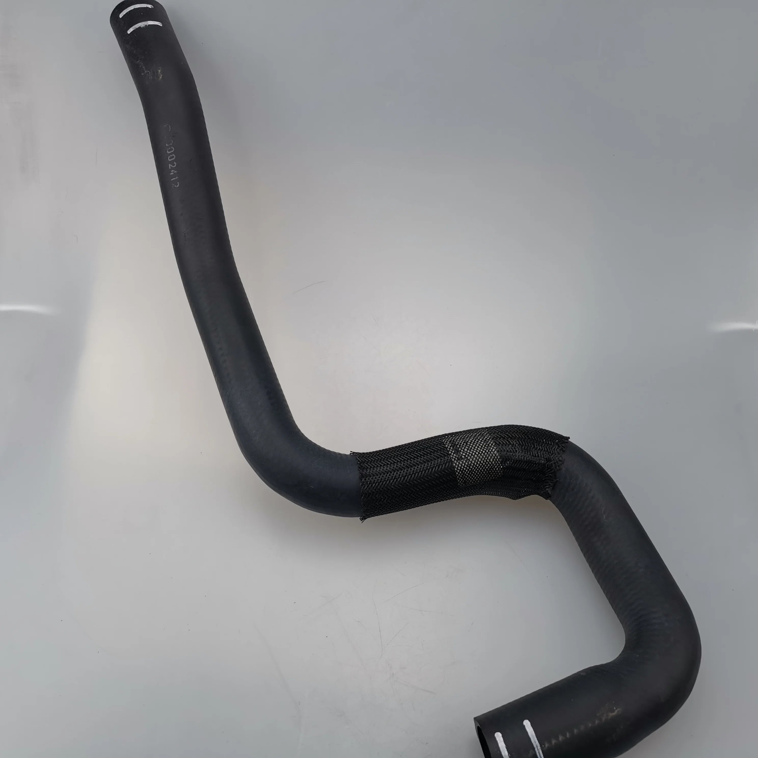 SAIC MAXUS V80 Radiator Top Hose C00002412 C00087527