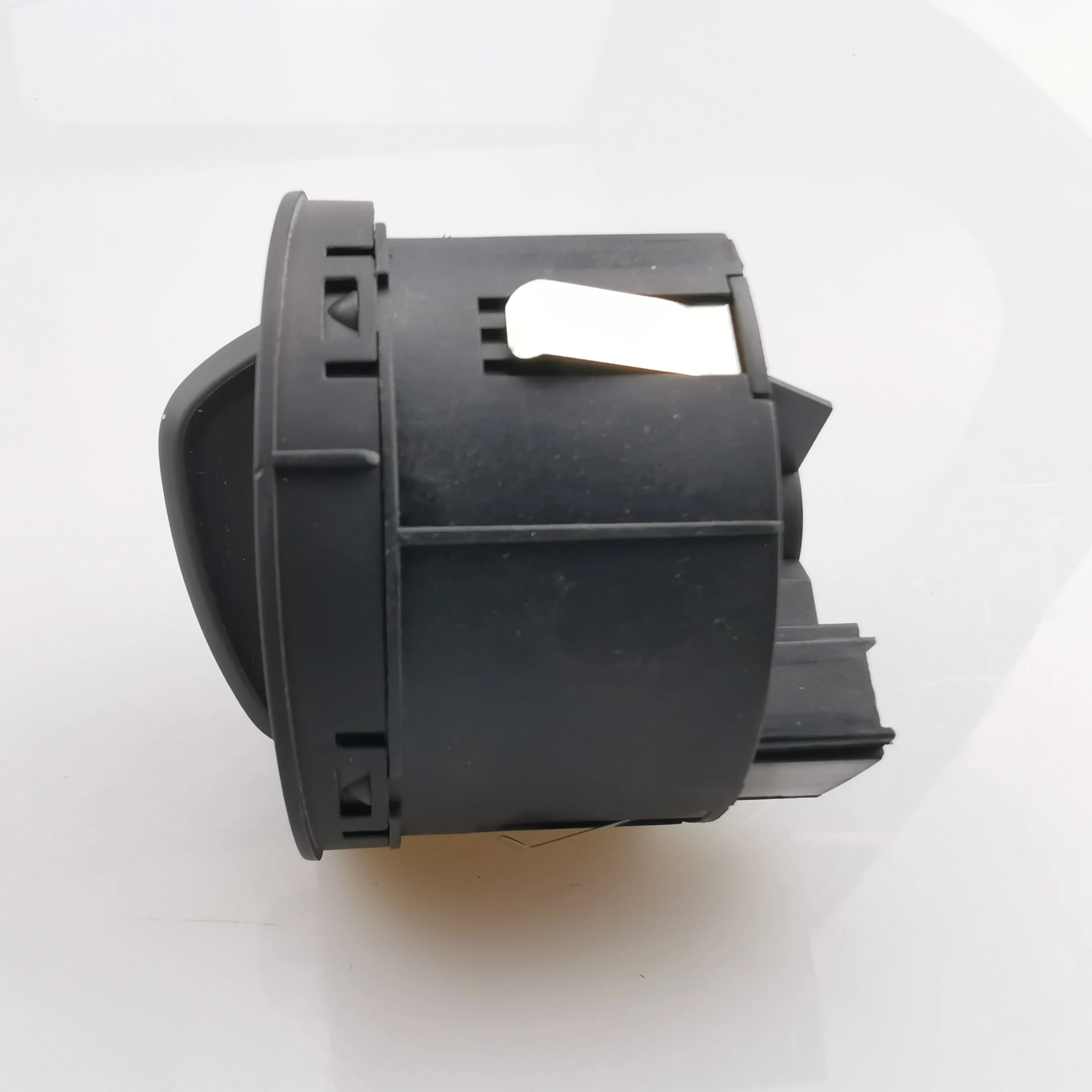 SAIC MAXUS G10 Headlight Switch C00024035