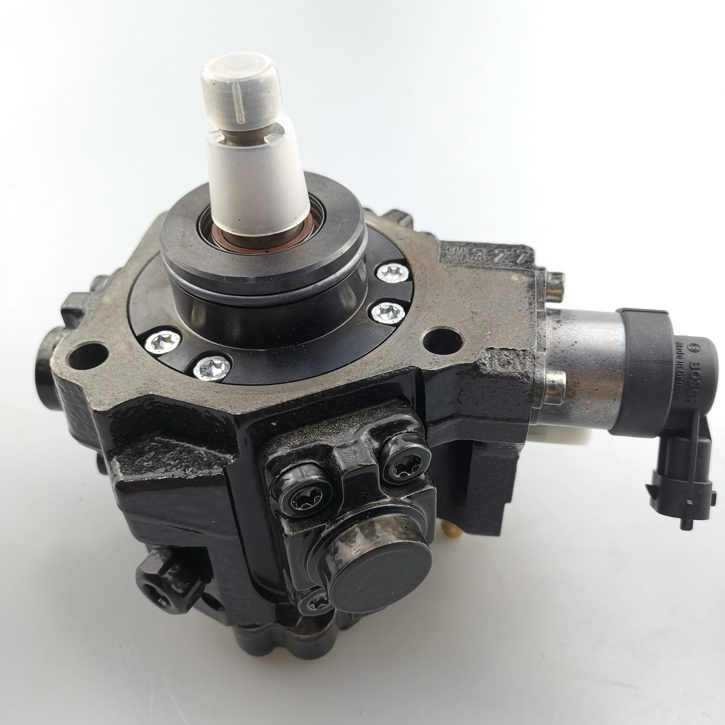 SAIC MAXUS T60 V80 Original High Pressure Oil Pump C00014611