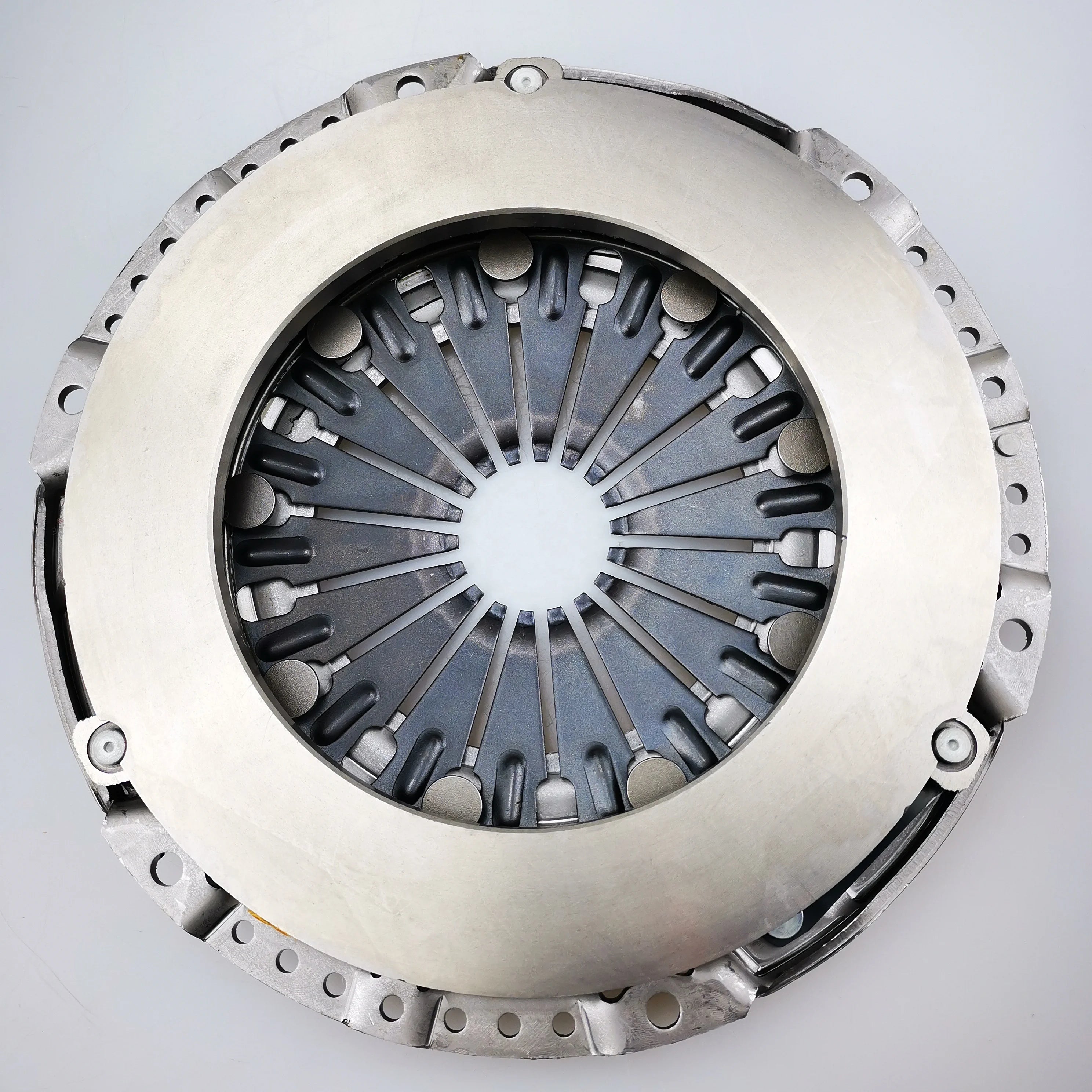 SAIC MAXUS V80 2.5T Original LUK 5 Gear Clutch Kit 6263124000