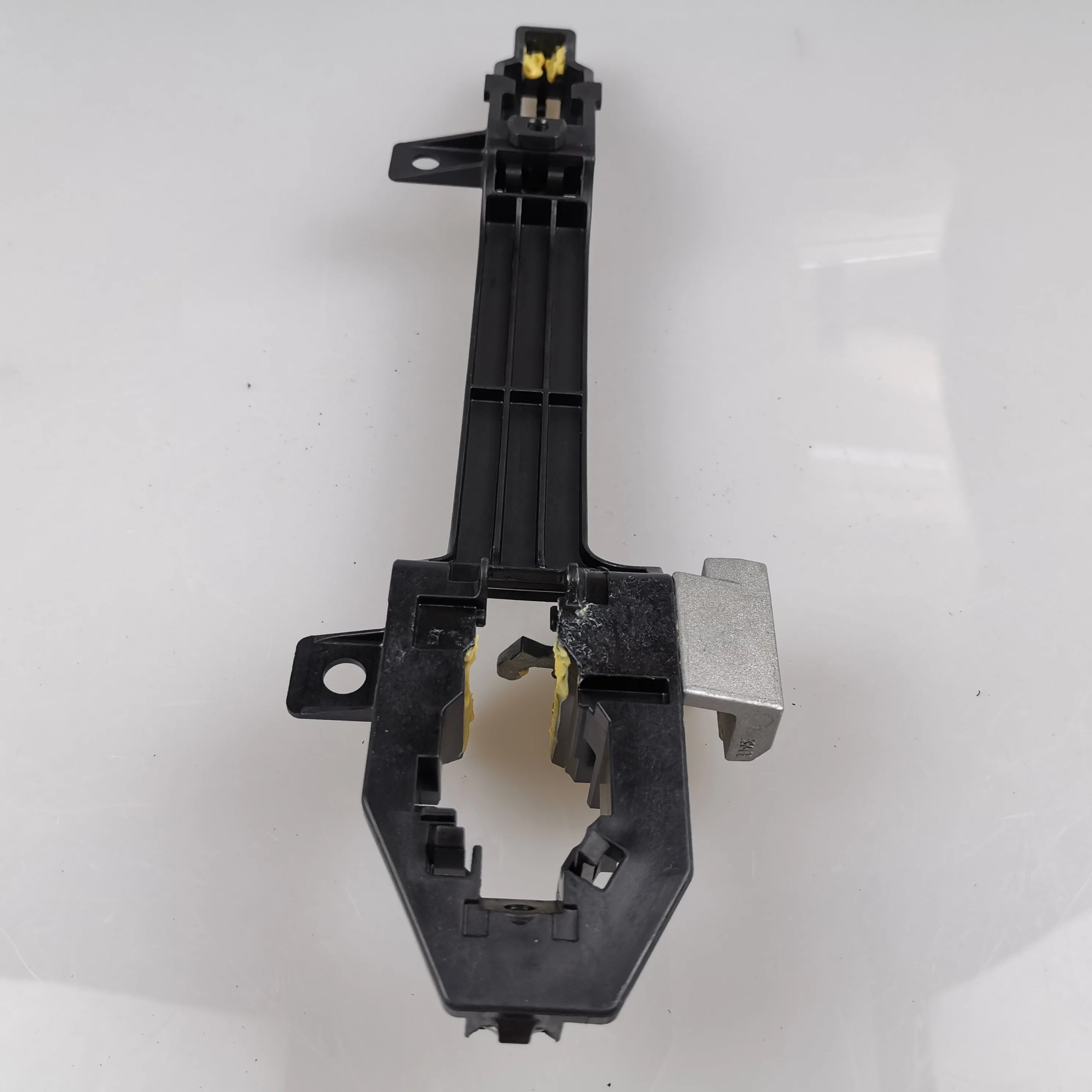 SAIC MAXUS T60 Original Outside Handle Bracket C00131221 C00131222 C00131223 C00131225