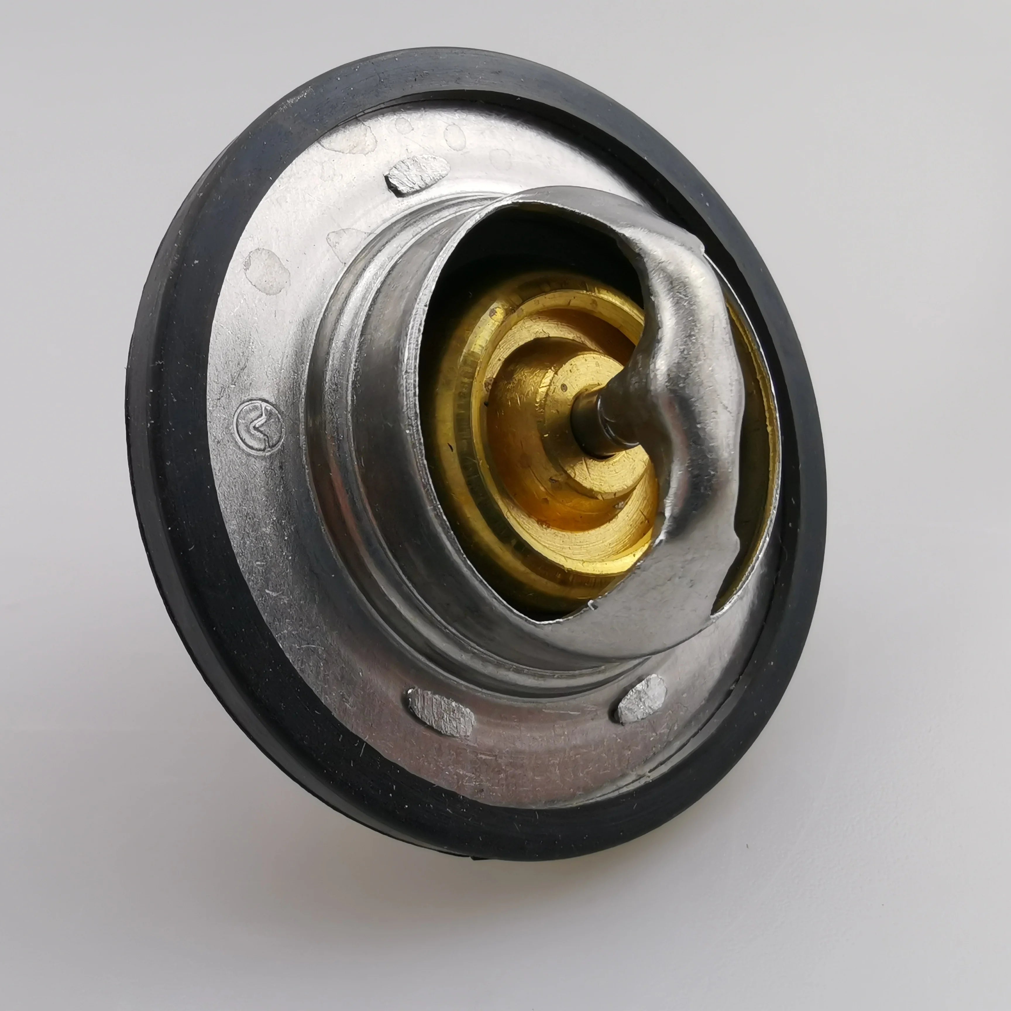 SAIC MAXUS G10 1.9T Original Thermostat 10048341