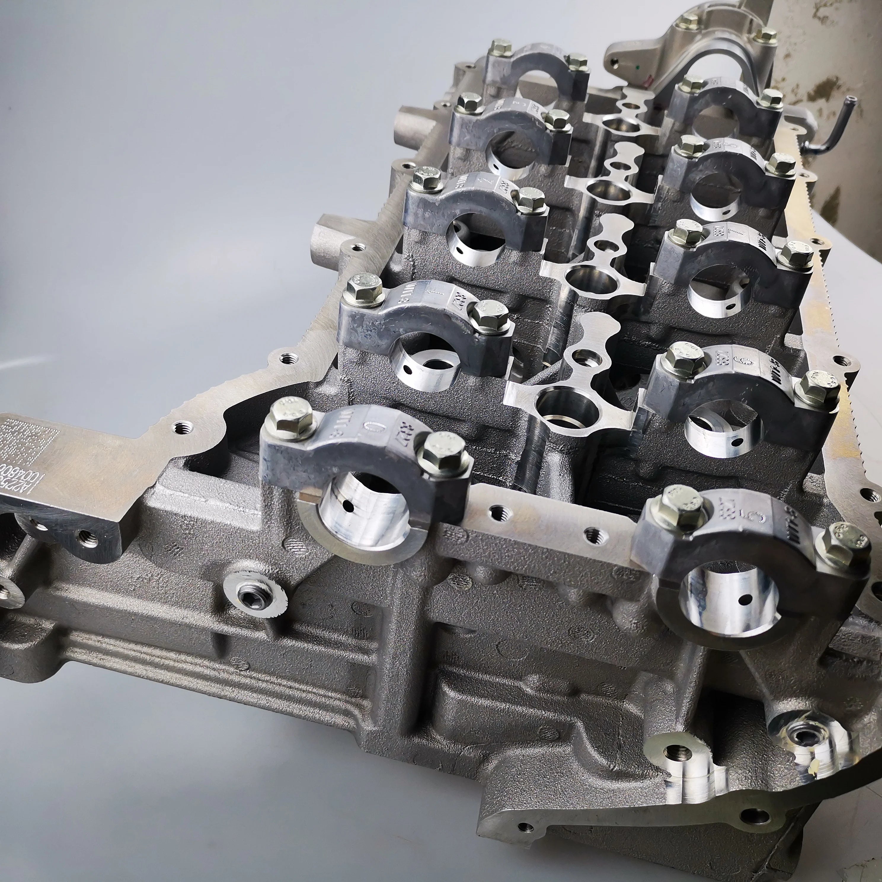 SAIC MAXUS G10 1.9T Original Cylinder Head Components 10048066