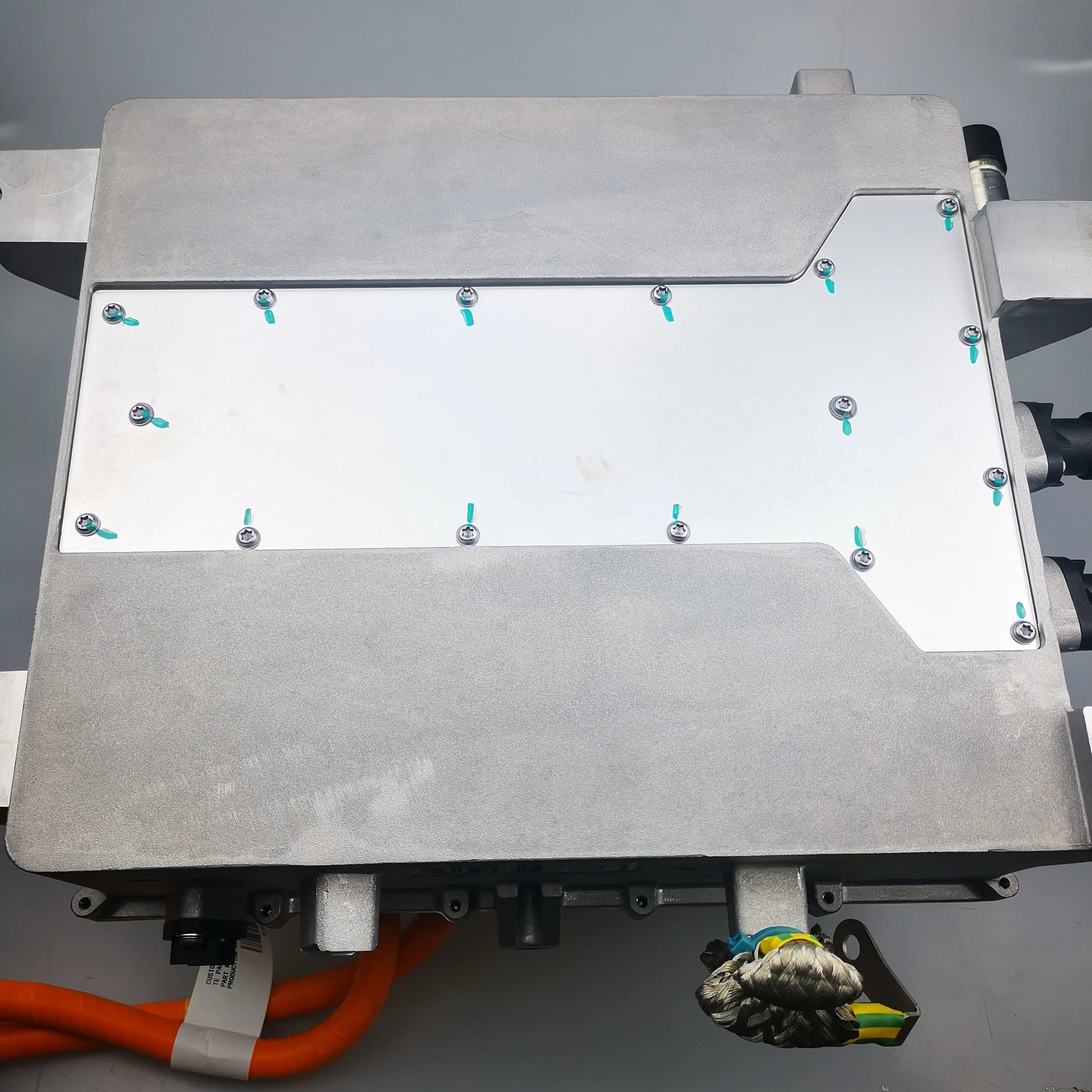 SAIC MAXUS EV30 Original Charging and Distribution Unit Assembly C00339002 C00343771