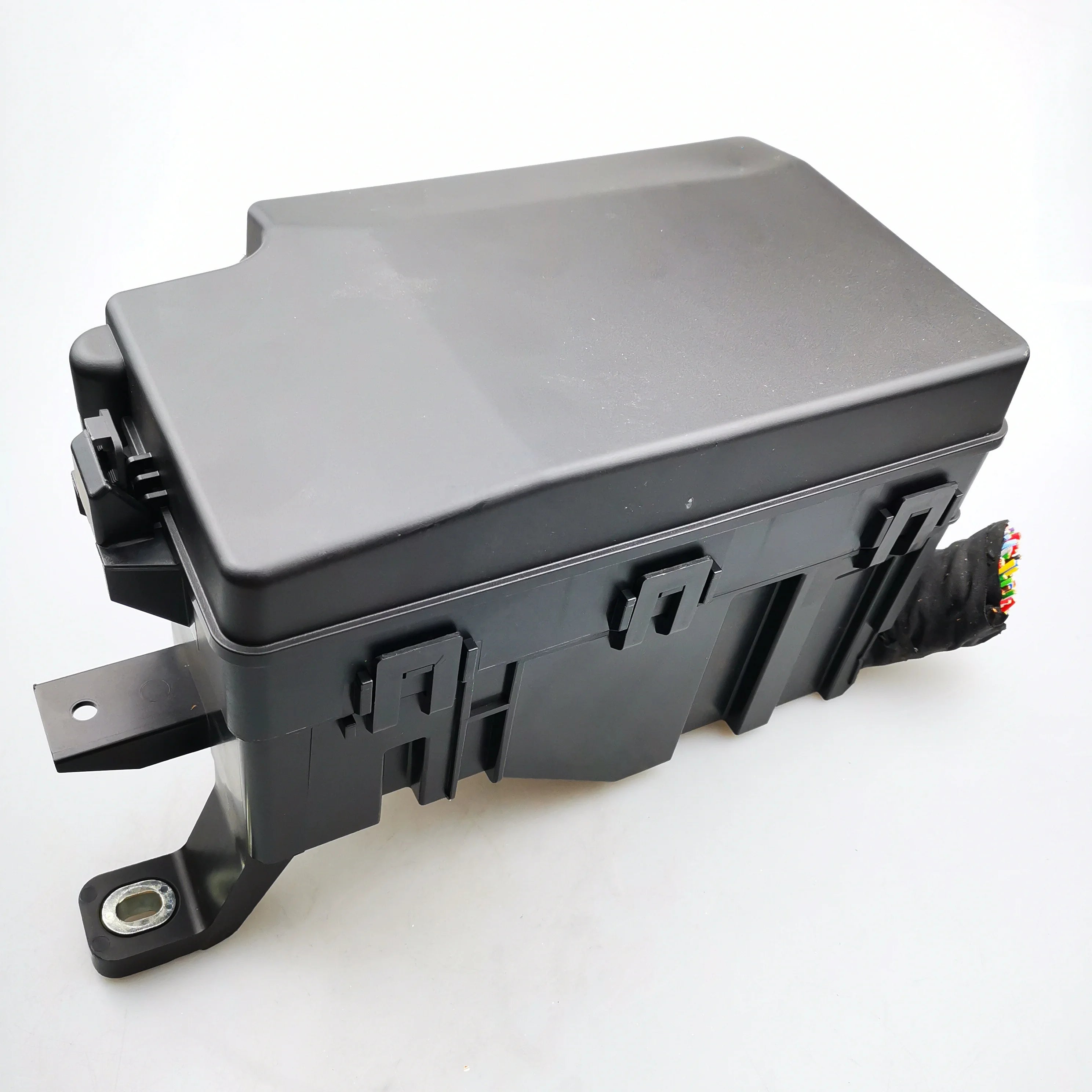 SAIC MAXUS T60 Fuse Box Assembly E200X28