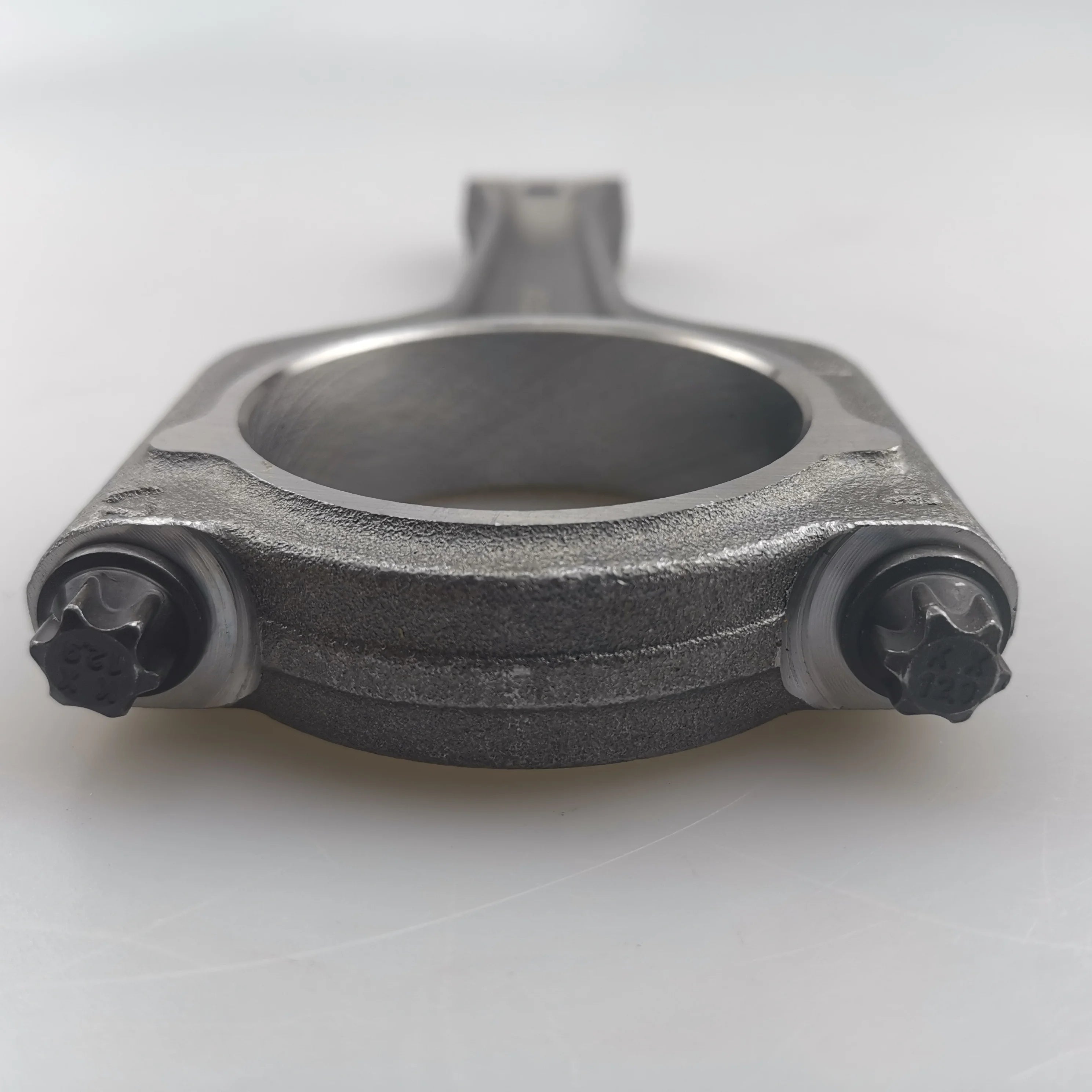 SAIC MAXUS G10 2.0T Original Connecting Rod Assembly 30033226