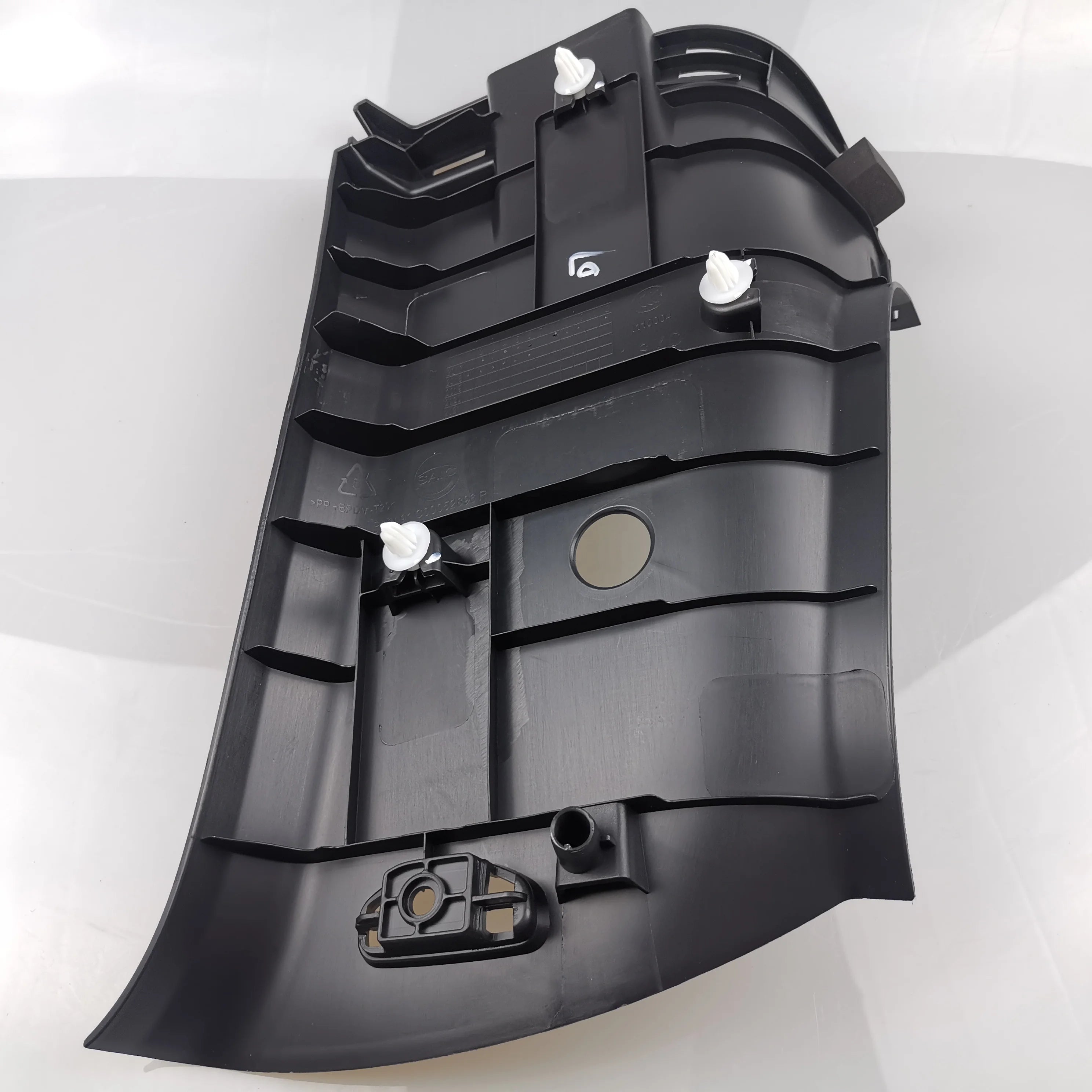 SAIC MAXUS T60 C-pillar Upper Trim C00052895 C00052896