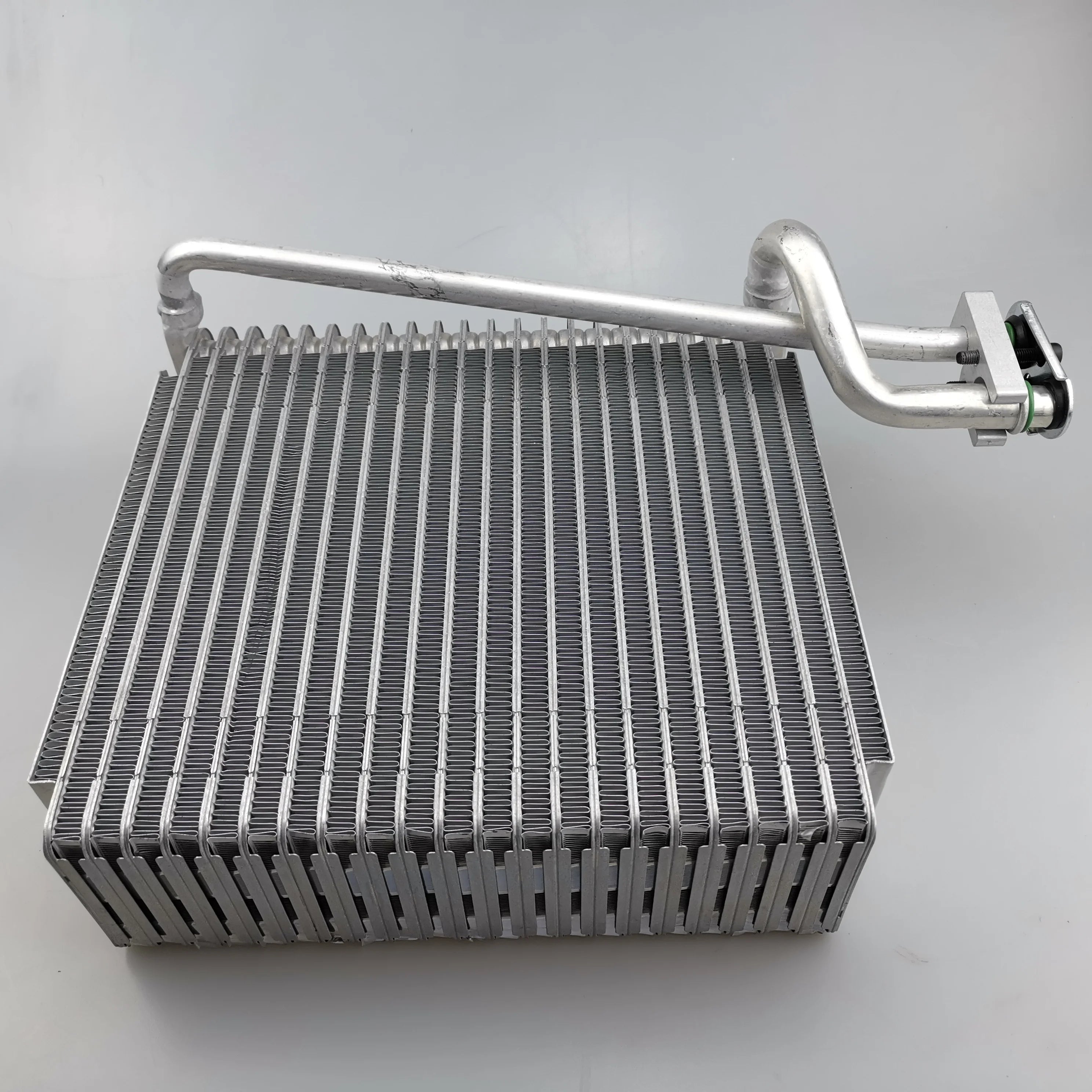 SAIC MAXUS V80 Original Front Evaporator Core C00013620 C00224476
