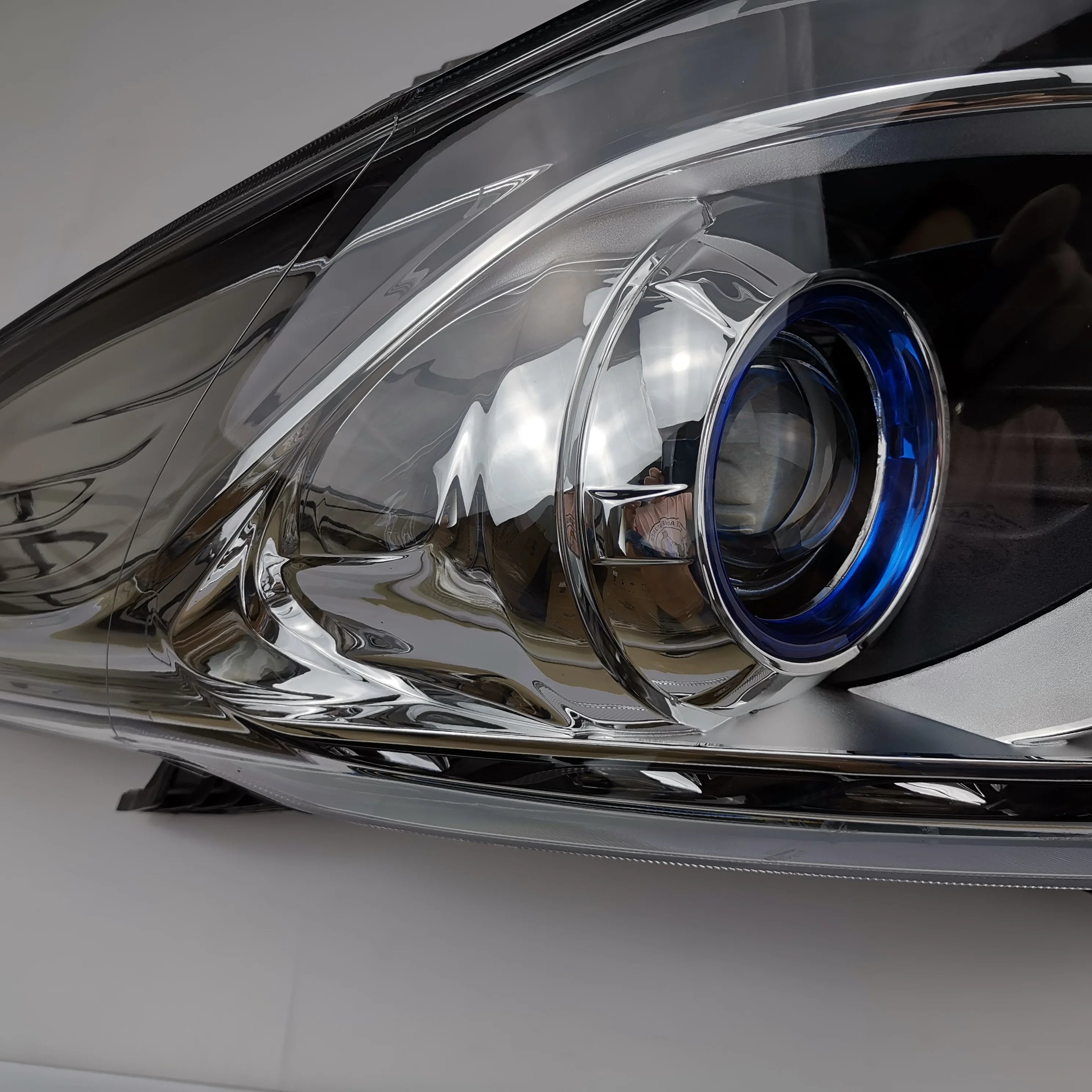 SAIC MAXUS G10 Original Headlight Assembly C00016759 C00016760