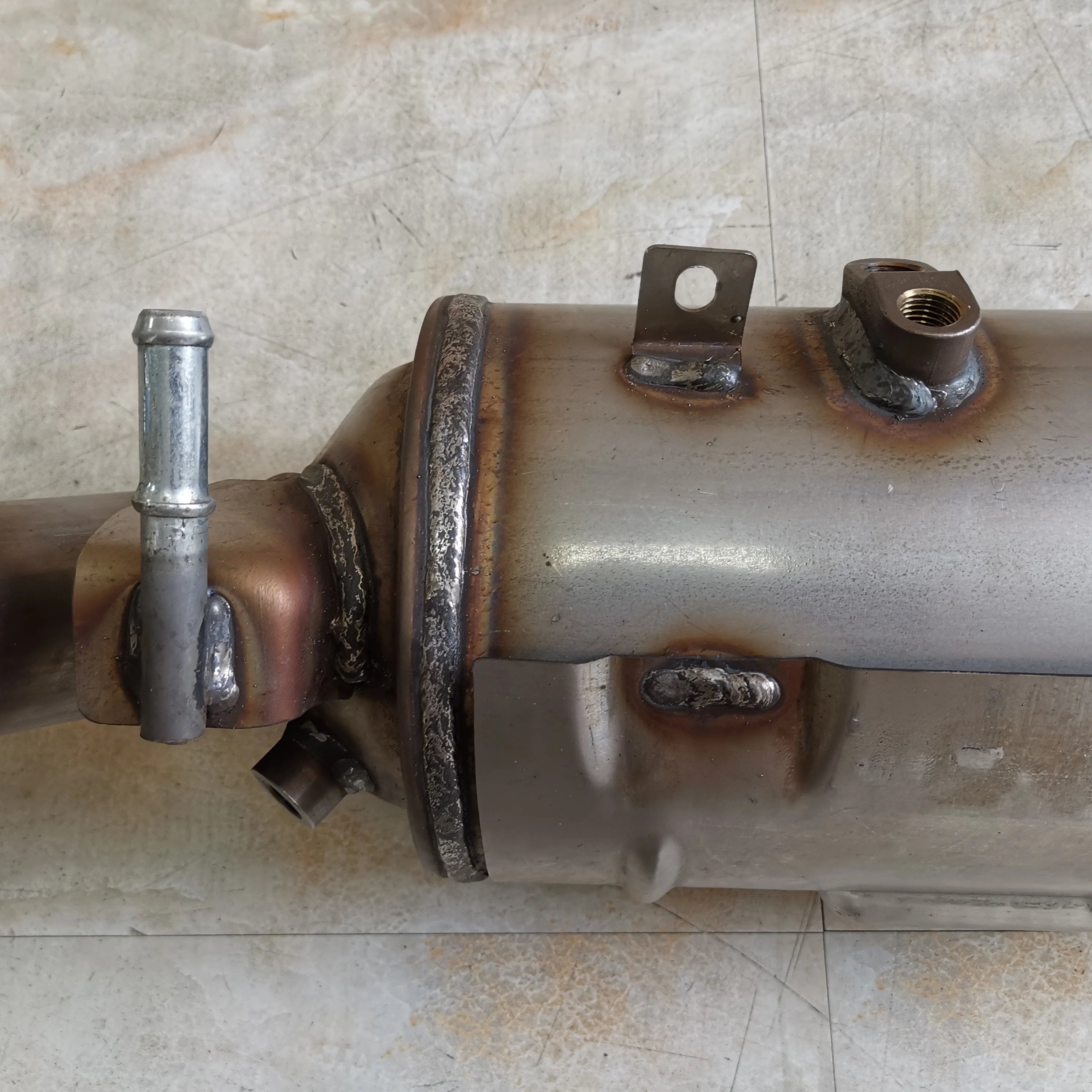 SAIC MAXUS T60 High Quality Catalytic Converter Assembly  C00047896 C00182640