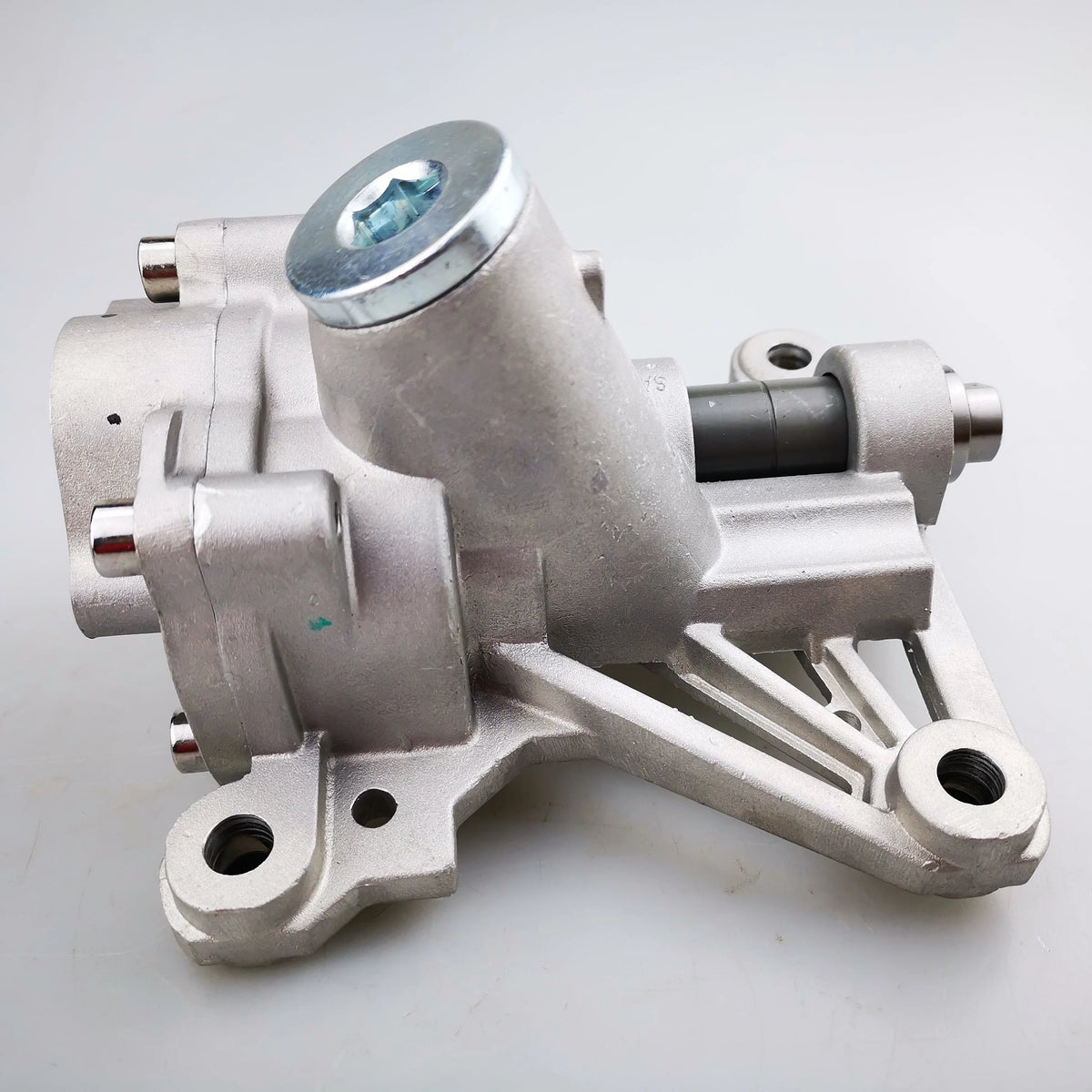 SAIC MAXUS G10 2.0T Oil Pump Assembly 10190520