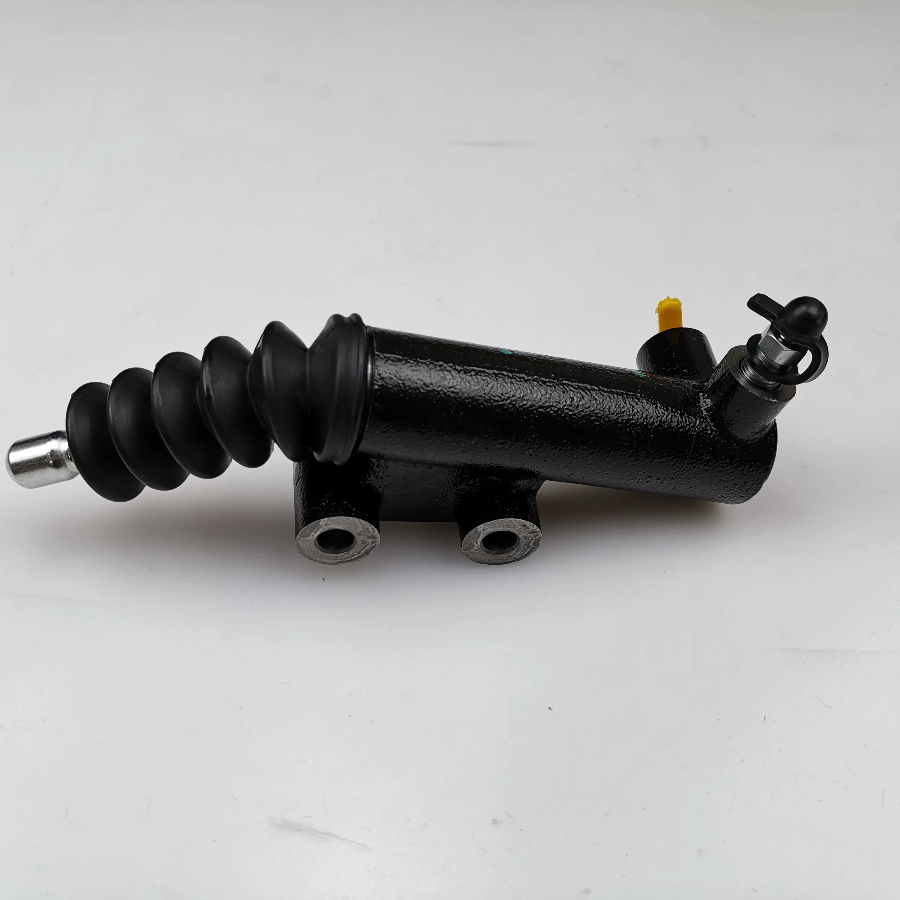 SAIC MAXUS V80 Clutch Slave Cylinder C00002561