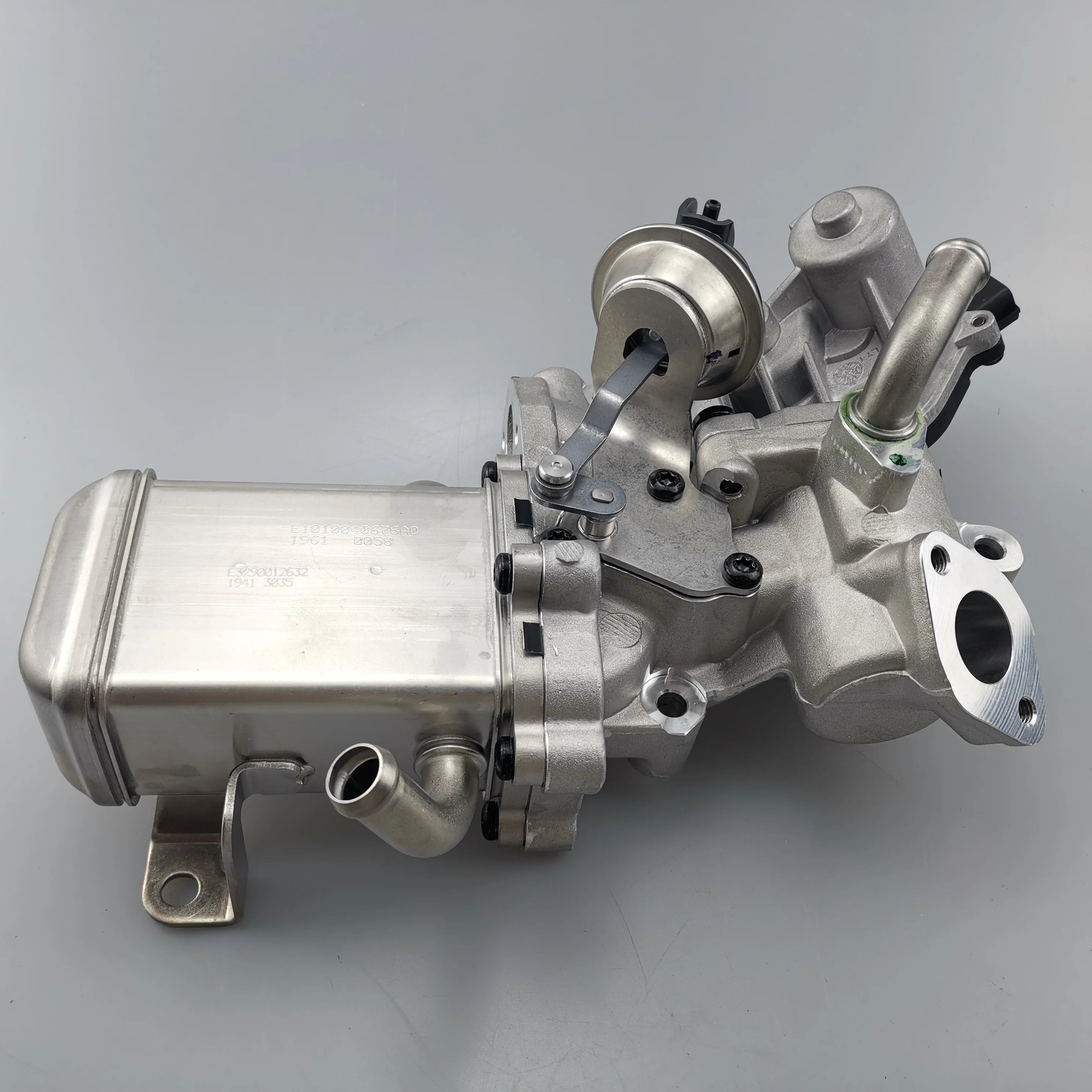 MAXUS V80 Original EGR Cooling Module C00046488 S00012815+03