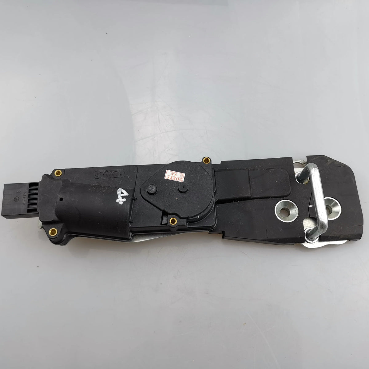SAIC MAXUS D90 Original  Rear Door Lock Block C00062714