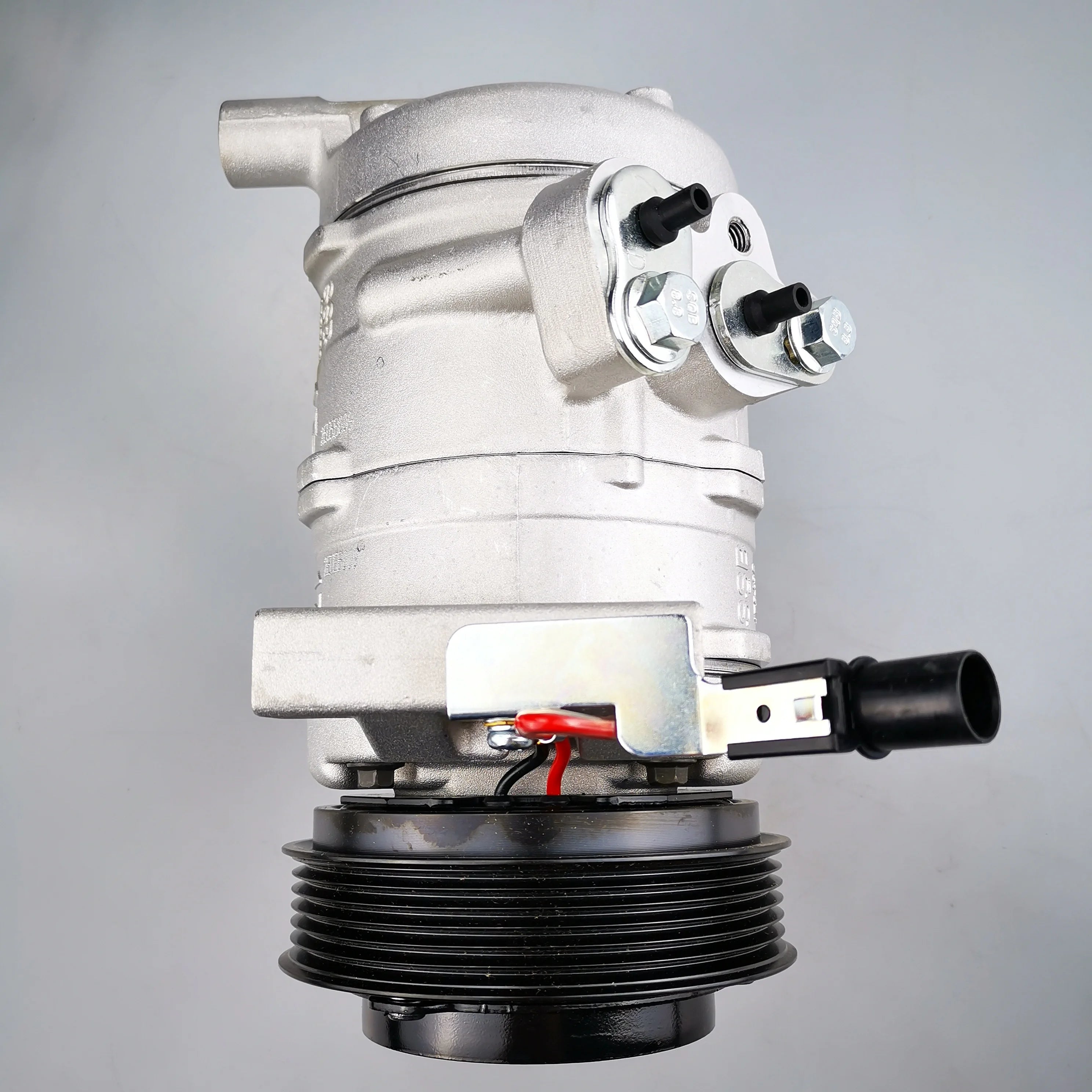 SAIC MAXUS G10 2.0T Original Air Conditioning Compressor C00018804