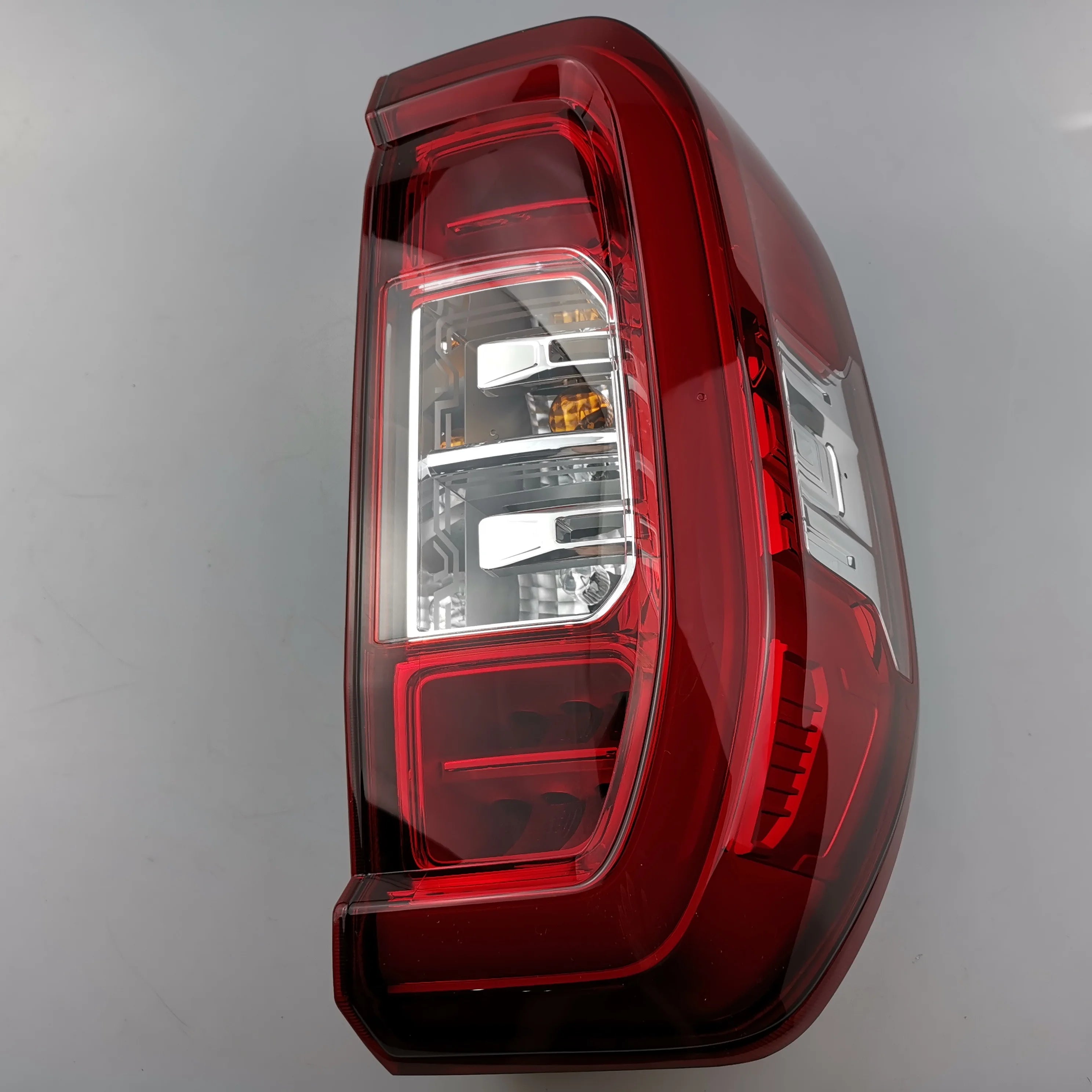SAIC MAXUS T90/T60 Original Rear Tail Lamp Assembly C00247157 C00247158