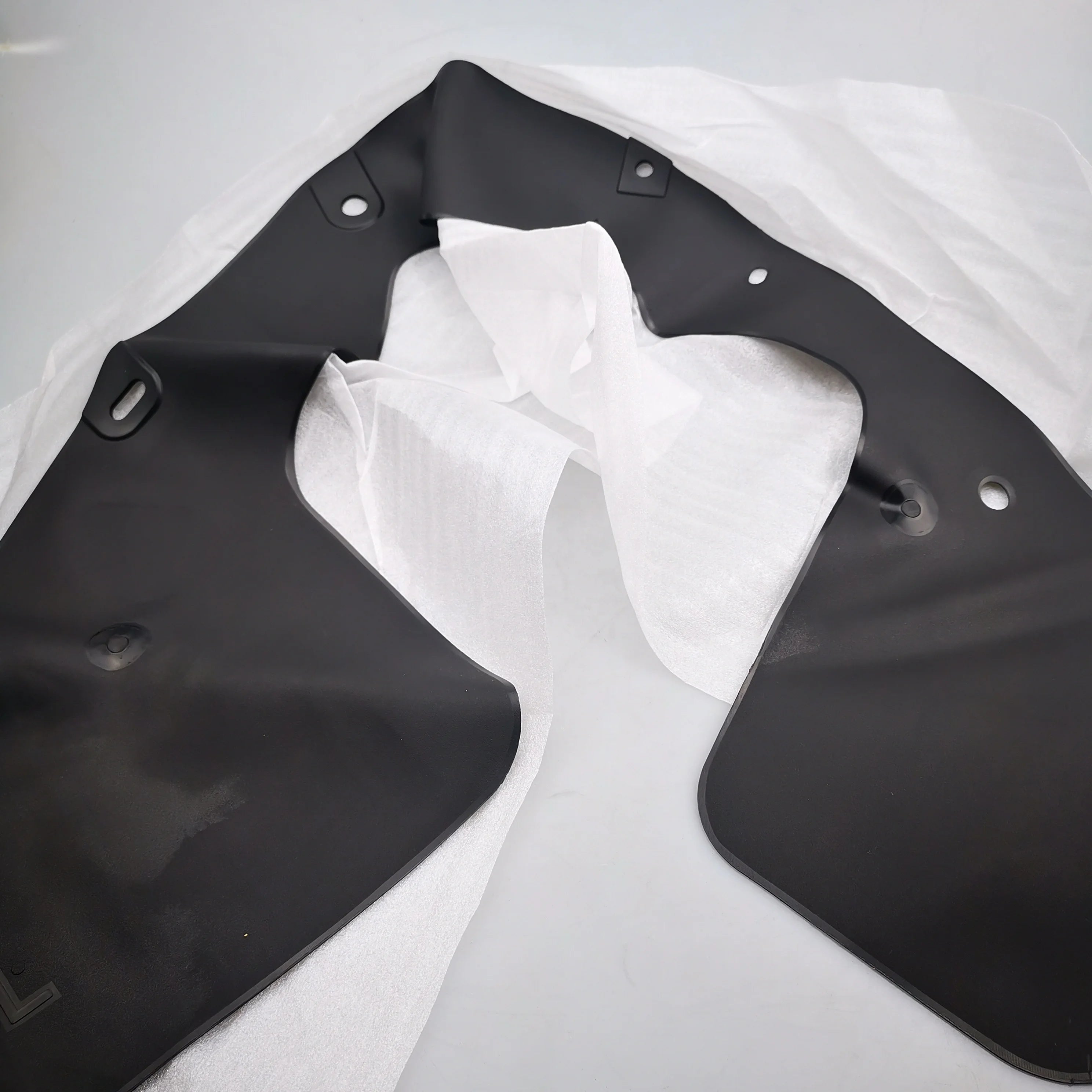 SAIC MAXUS T60 T70 Original Wheel Cover Trim C00138625 C00138626